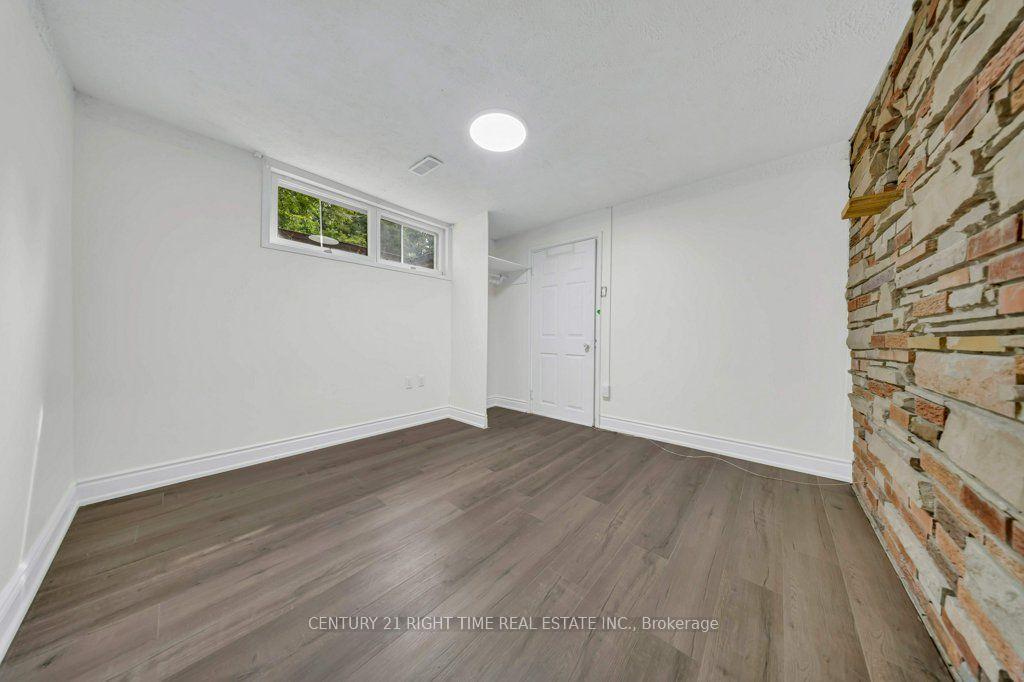 Photo 32 of 396 Hazel Street, Waterloo, Lakeshore Village — HOMEH