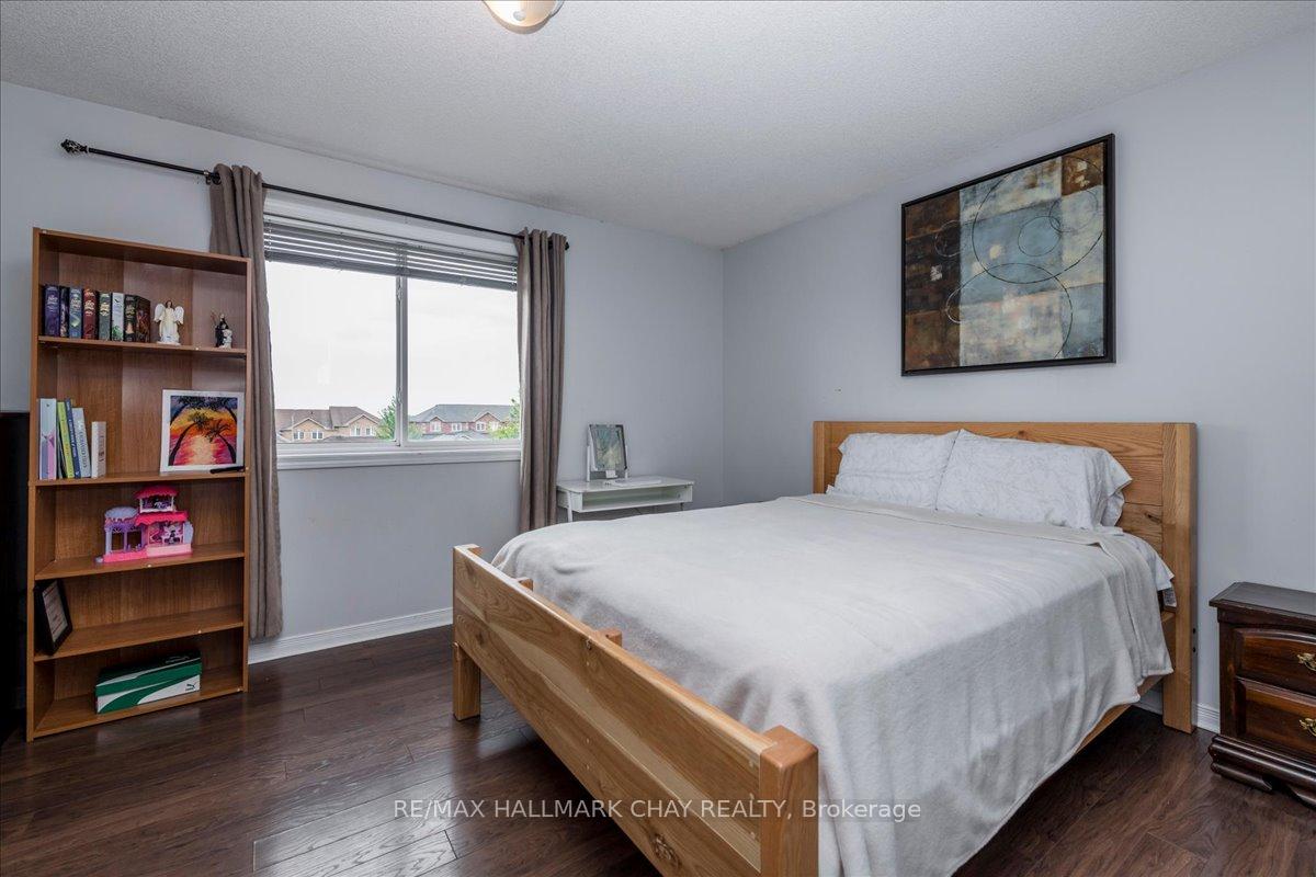 Photo 14 of 2194 Batters Loop, Innisfil, Alcona — HOMEH