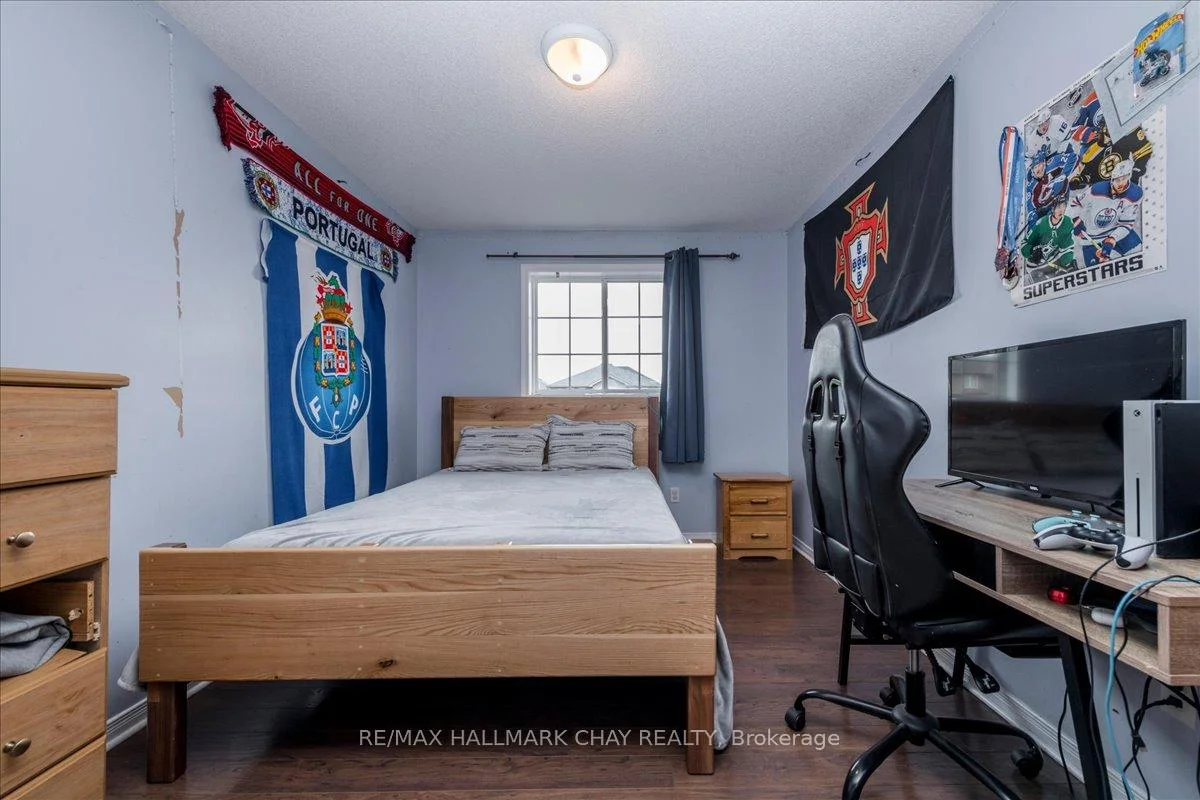 Photo 16 of 2194 Batters Loop, Innisfil, Alcona — HOMEH