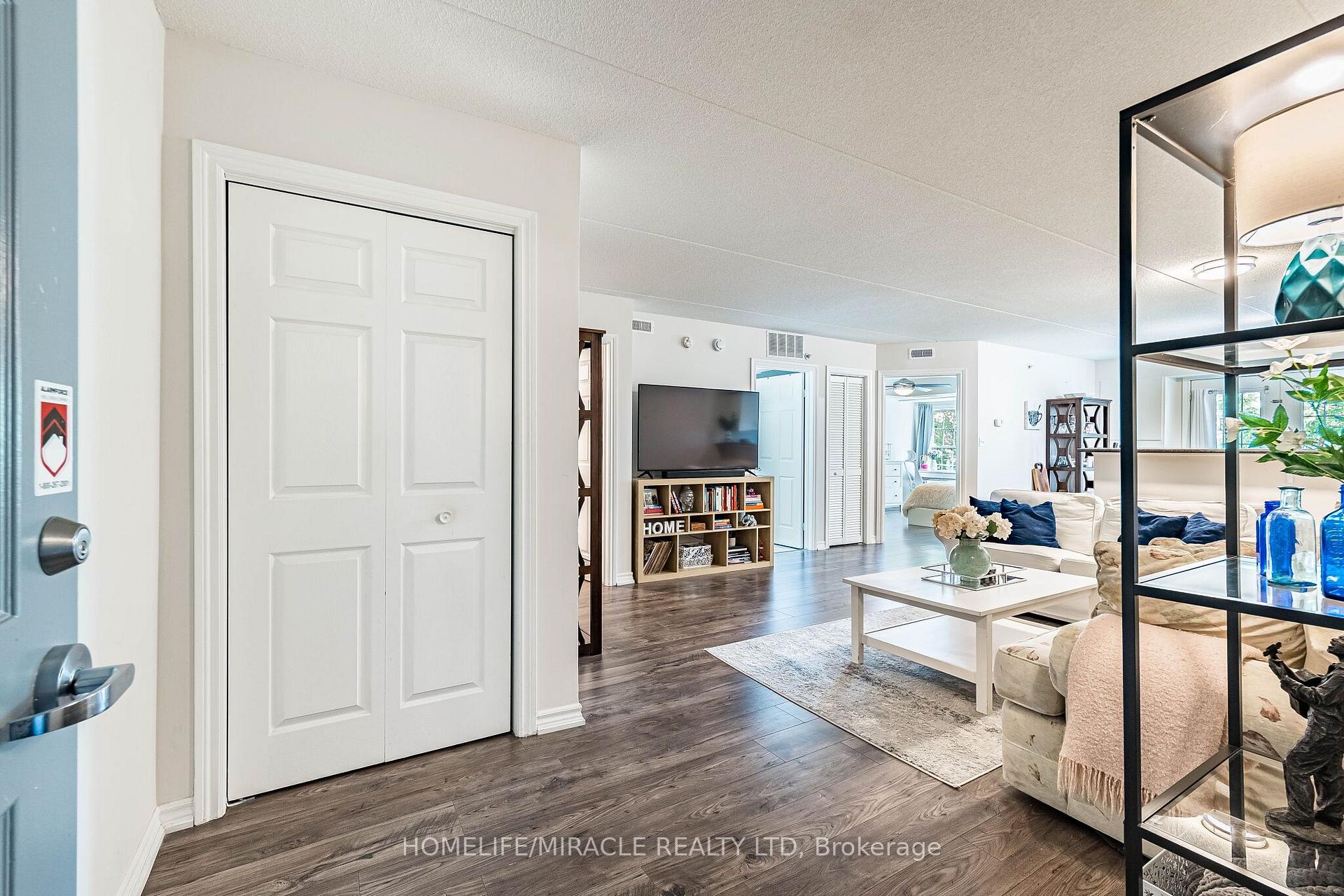 Photo 9 of Unit 305, 1490 Bishops Gate, Oakville, Glen Abbey — HOMEH