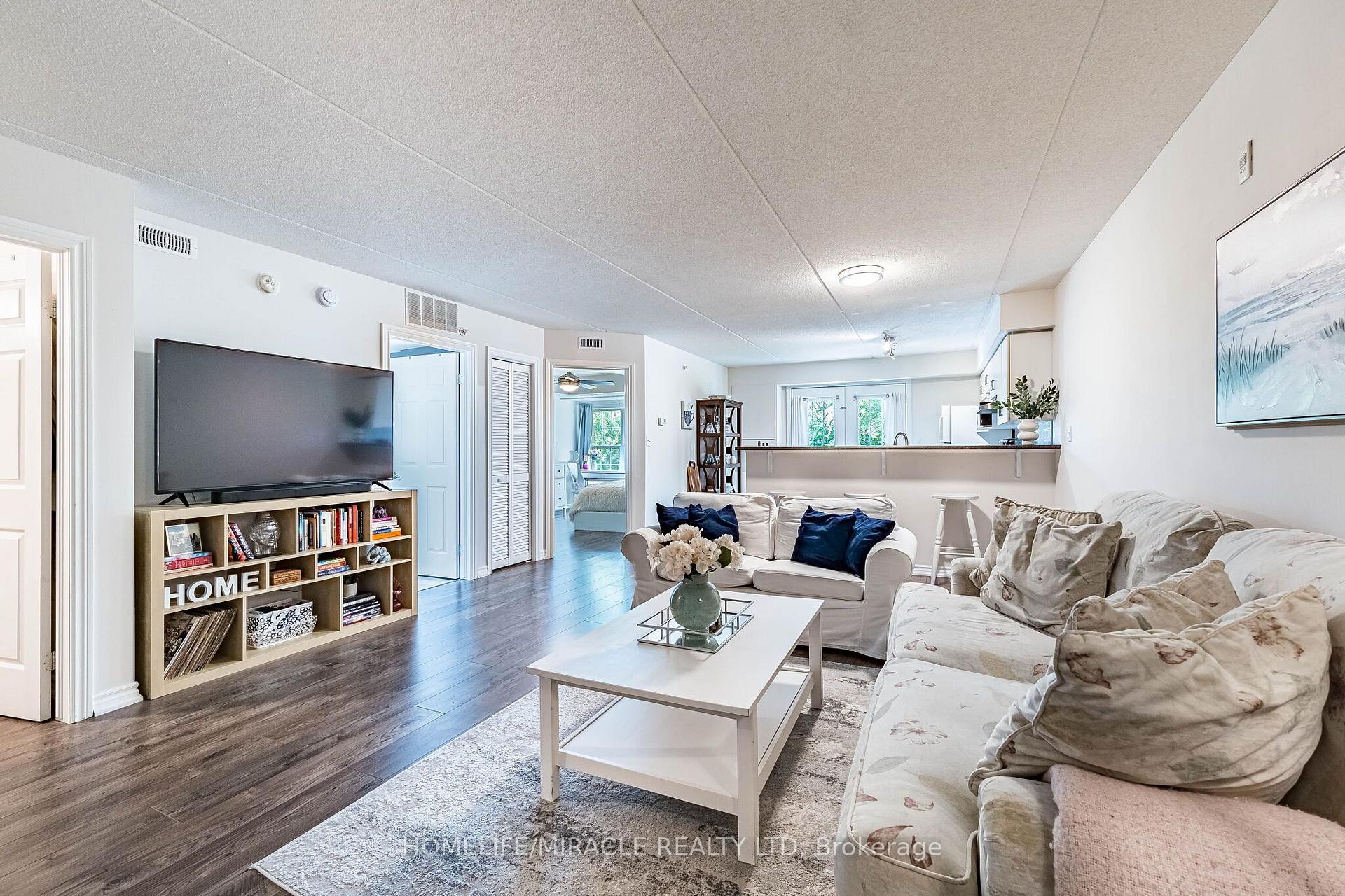 Photo 13 of Unit 305, 1490 Bishops Gate, Oakville, Glen Abbey — HOMEH