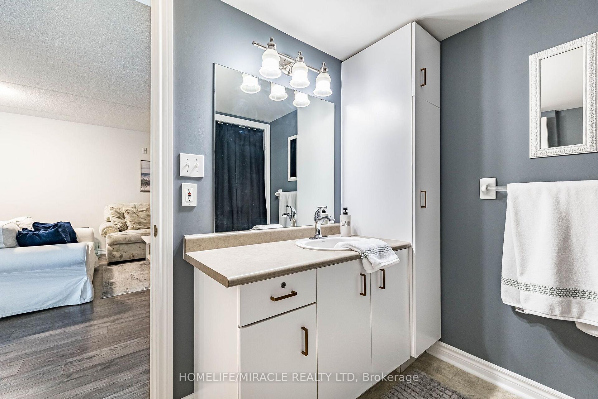 Photo 25 of Unit 305, 1490 Bishops Gate, Oakville, Glen Abbey — HOMEH