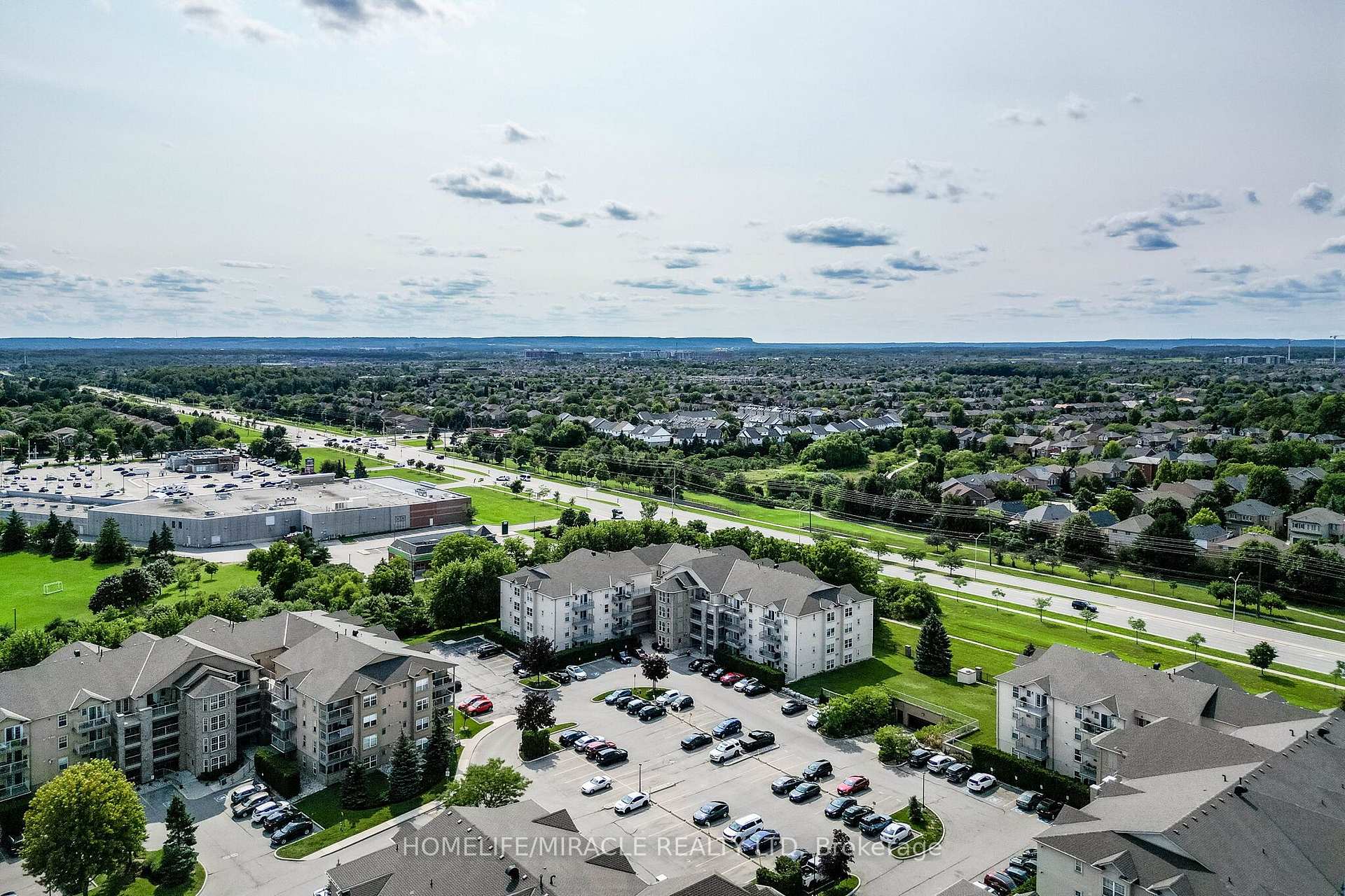 Photo 39 of Unit 305, 1490 Bishops Gate, Oakville, Glen Abbey — HOMEH