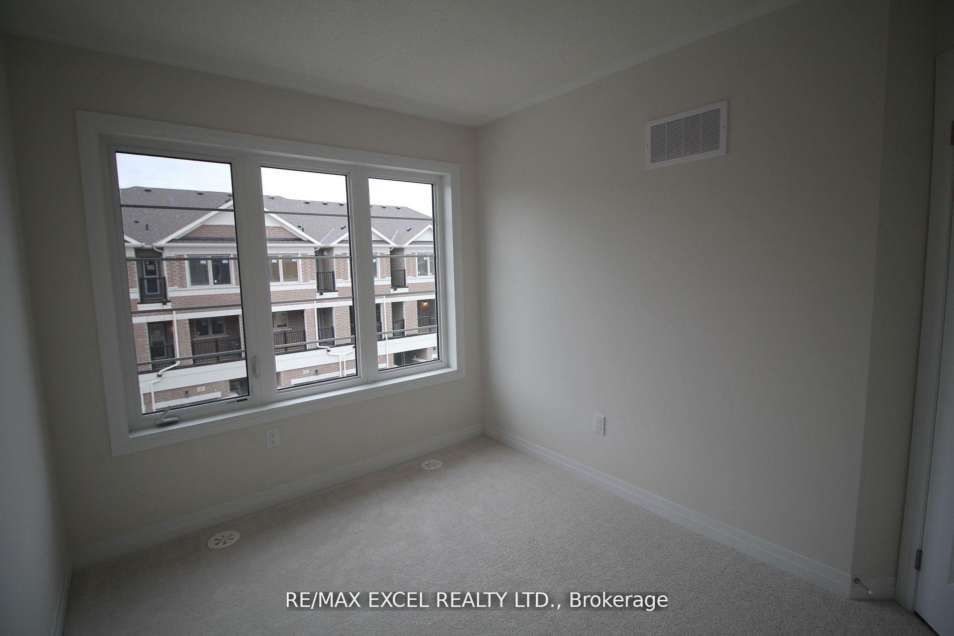 Photo 7 of 74 Carneros Way, Markham, Cedar Grove — HOMEH