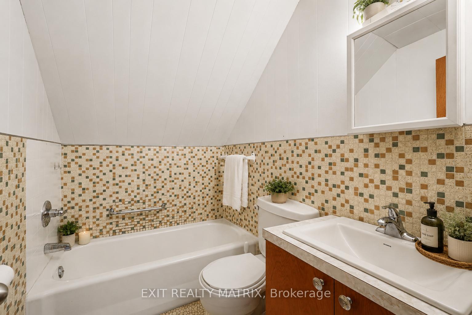 Photo 14 of 91 Laurier Street, Casselman, Casselman — HOMEH