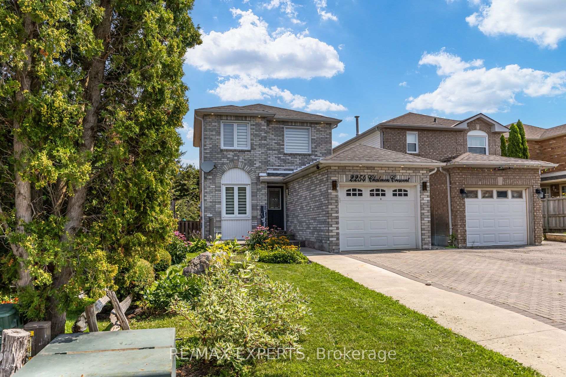 Photo 3 of 2254 Chalmers Crescent, Innisfil, Alcona — HOMEH