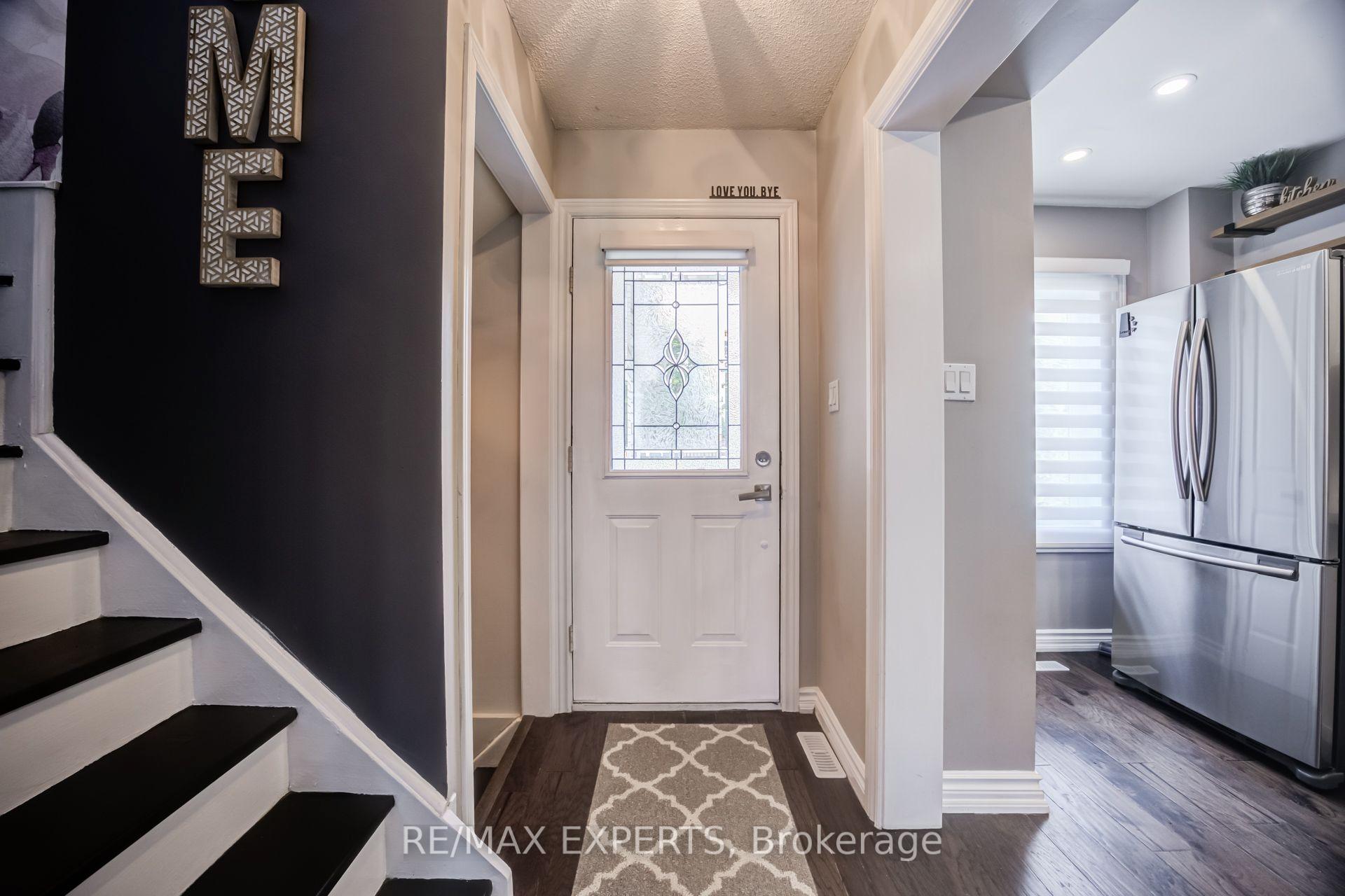 Photo 7 of 2254 Chalmers Crescent, Innisfil, Alcona — HOMEH