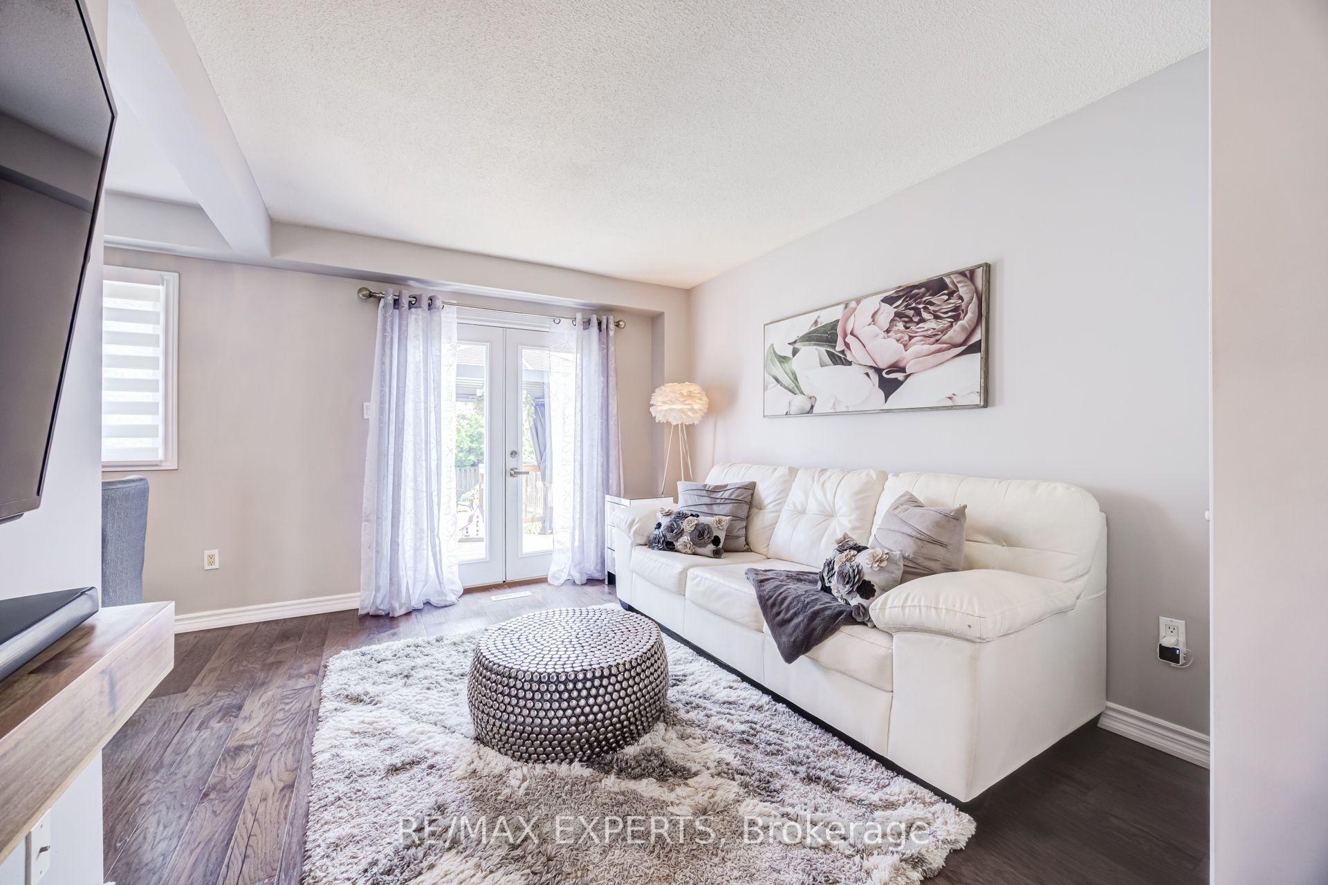 Photo 9 of 2254 Chalmers Crescent, Innisfil, Alcona — HOMEH
