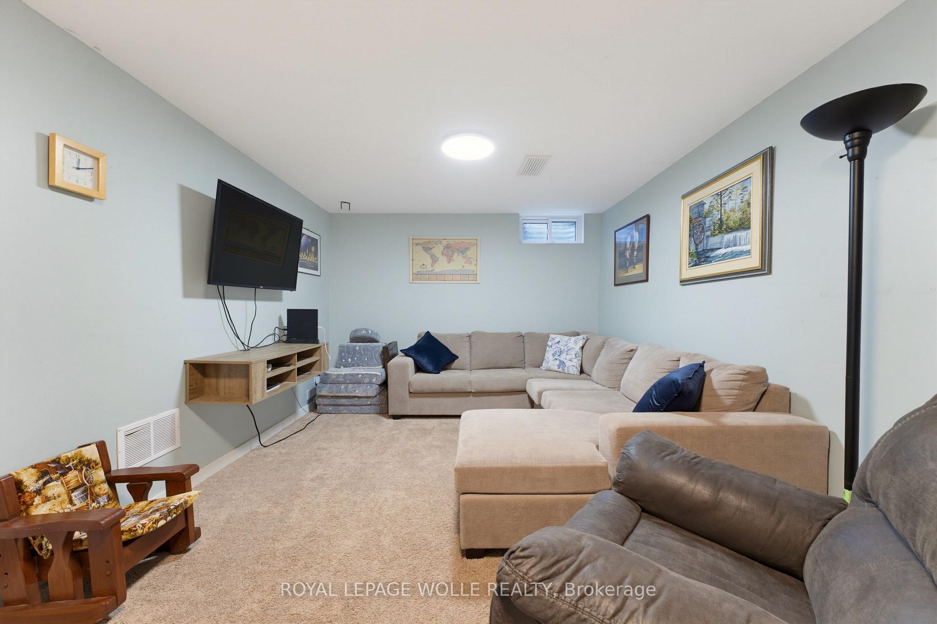 Photo 23 of 48 Guerin Avenue, Kitchener, Centreville Chicopee — HOMEH
