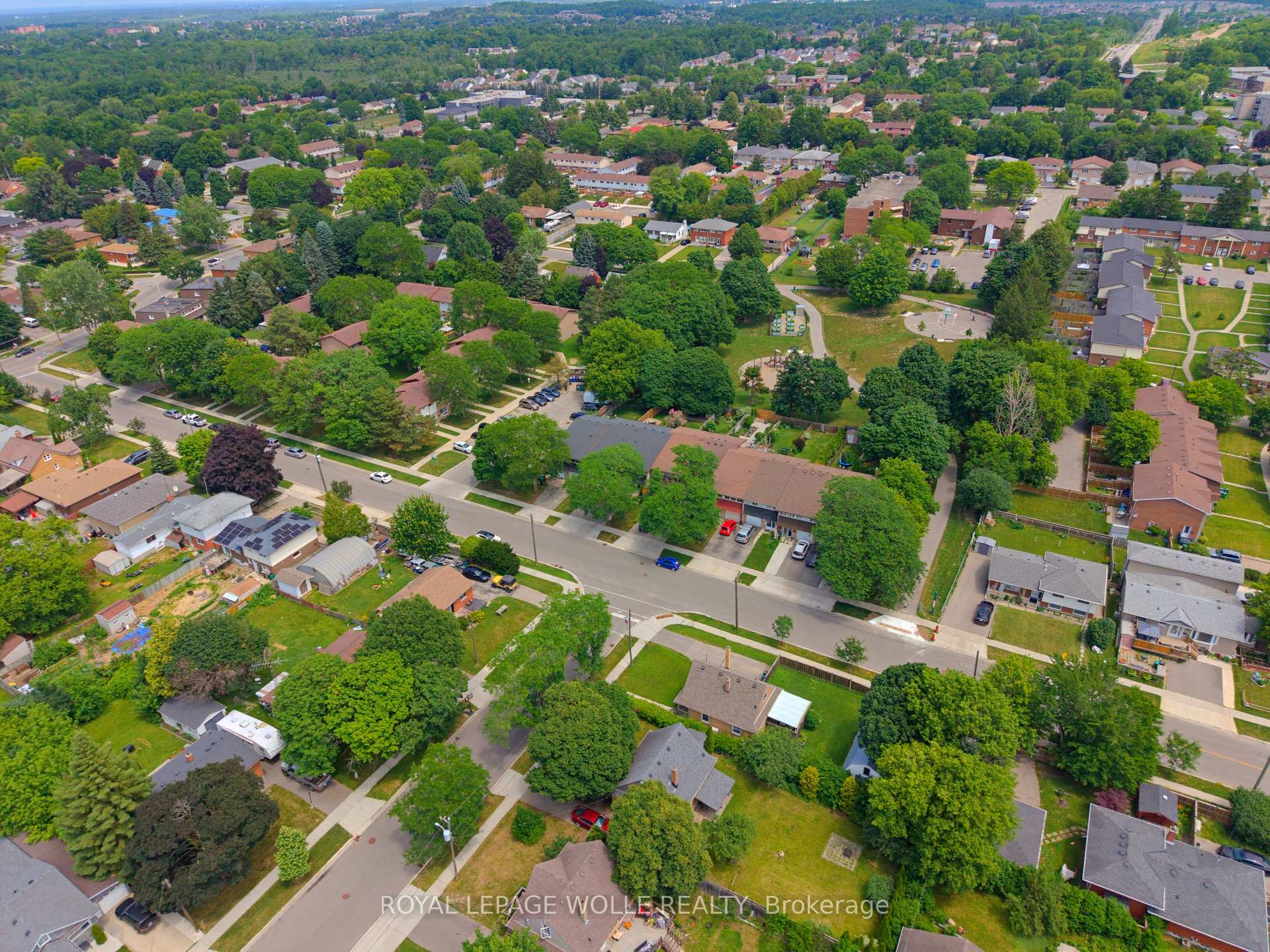 Photo 33 of 48 Guerin Avenue, Kitchener, Centreville Chicopee — HOMEH