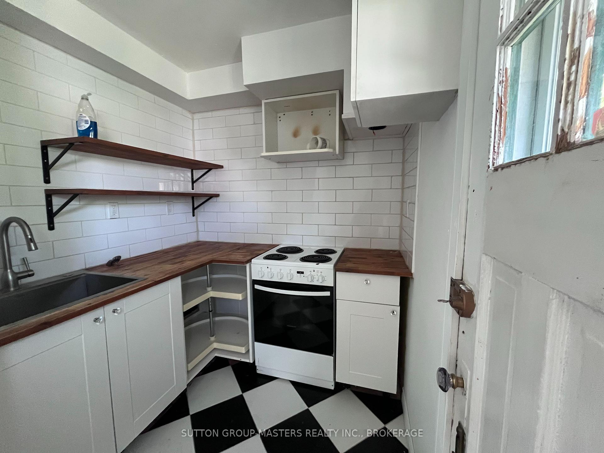 Photo 52 of 459 Nelson Street, Kingston, East of Sir John A. Blvd — HOMEH