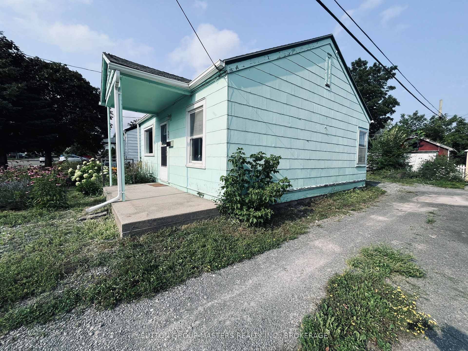 Photo 60 of 459 Nelson Street, Kingston, East of Sir John A. Blvd — HOMEH