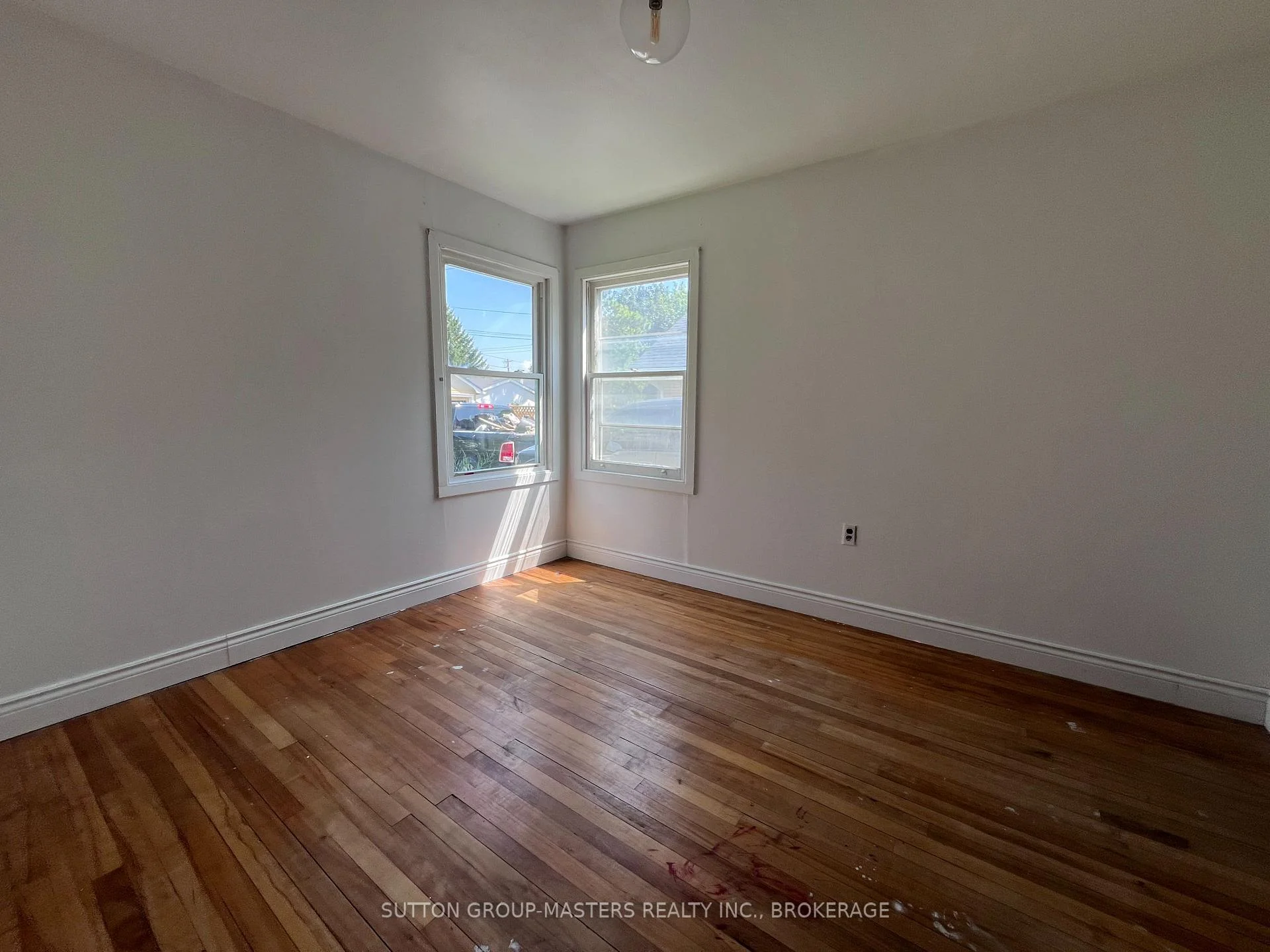 Photo 10 of 459 Nelson Street, Kingston, East of Sir John A. Blvd — HOMEH