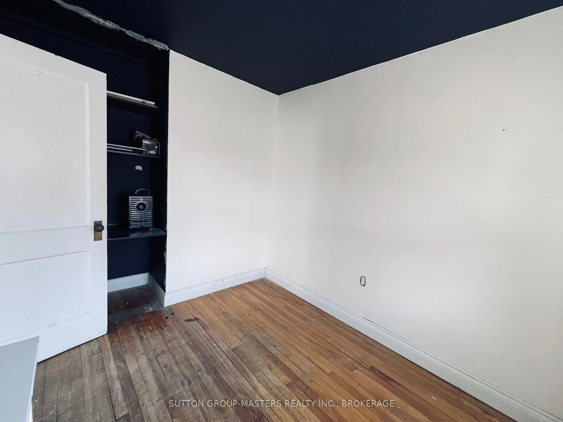 Photo 17 of 459 Nelson Street, Kingston, East of Sir John A. Blvd — HOMEH