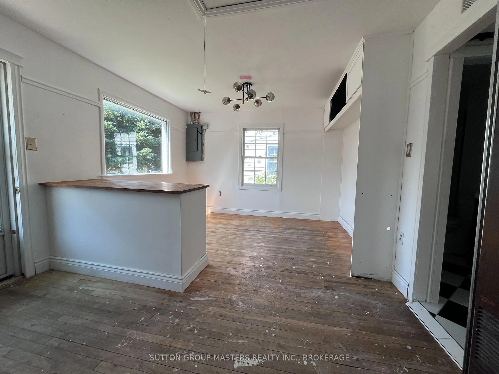Photo 29 of 459 Nelson Street, Kingston, East of Sir John A. Blvd — HOMEH