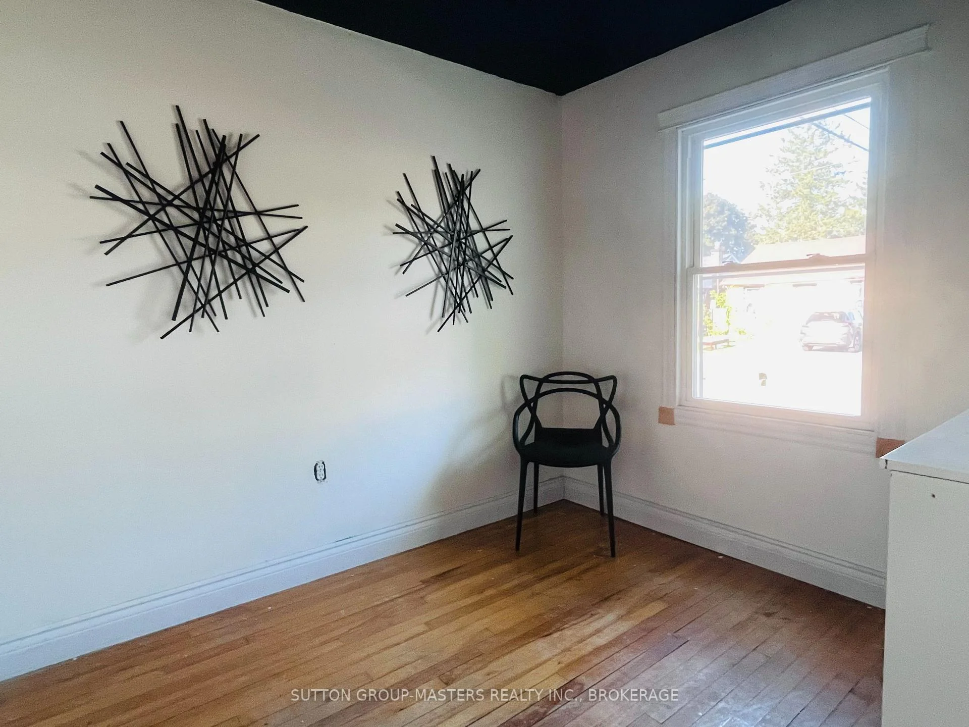 Photo 56 of 459 Nelson Street, Kingston, East of Sir John A. Blvd — HOMEH