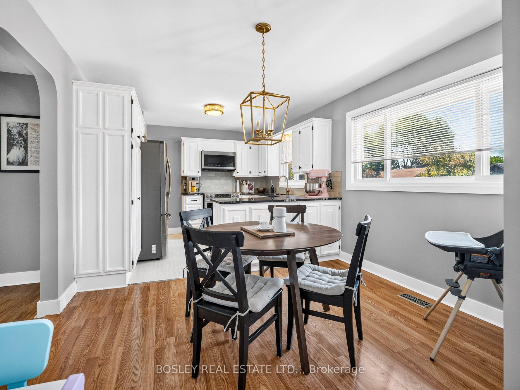 Photo 5 of 42 Lindel Crescent, Welland, N. Welland — HOMEH
