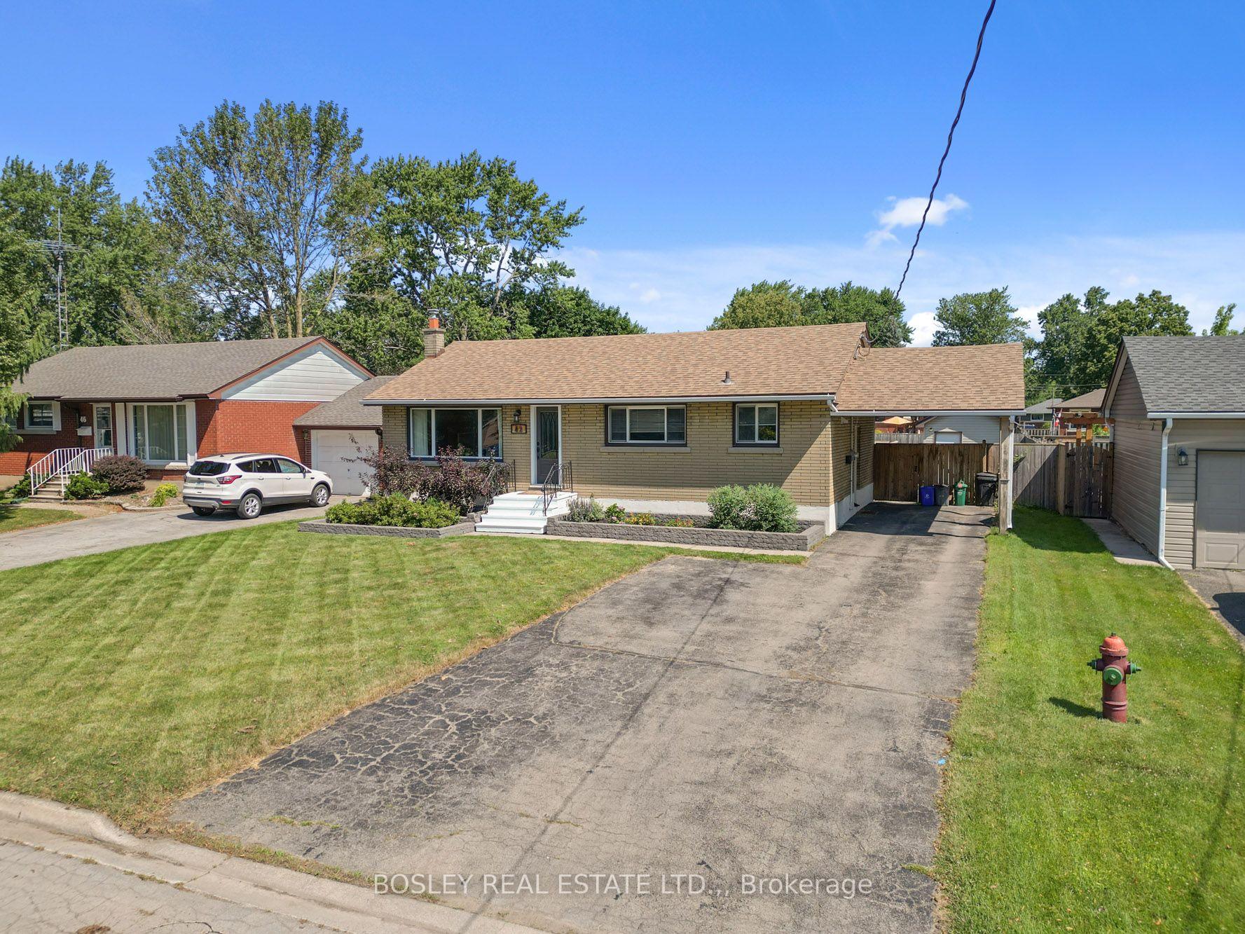 Photo 1 of 42 Lindel Crescent, Welland, N. Welland — HOMEH