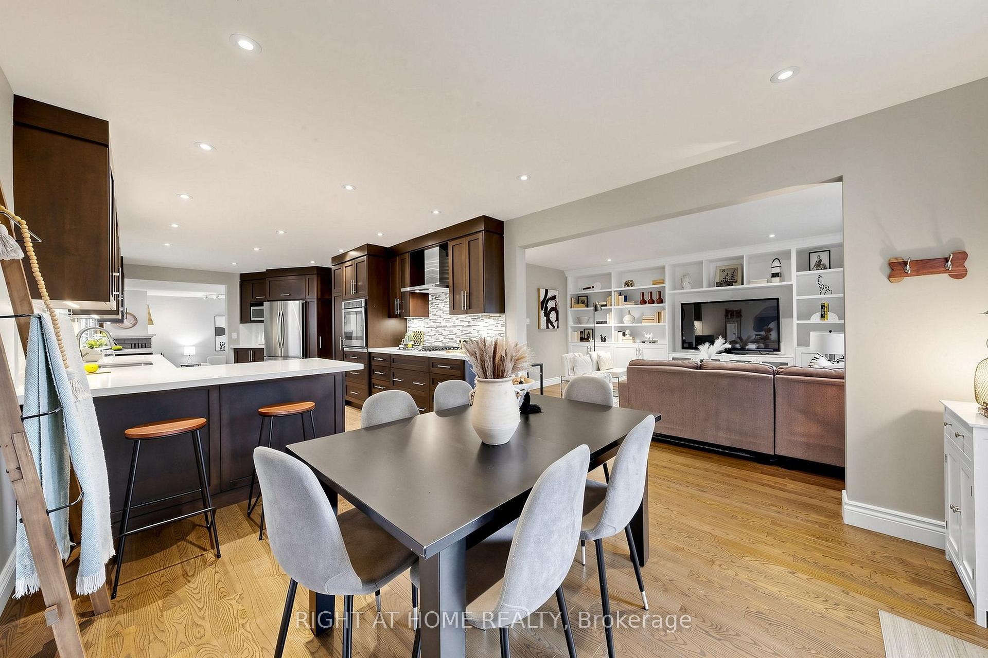 Photo 15 of 16 Rosemead Close, Markham, Unionville — HOMEH