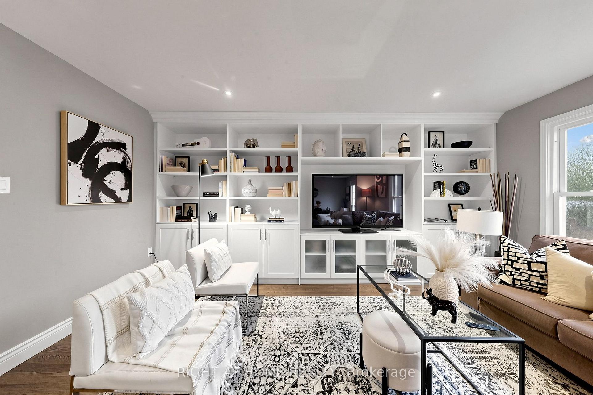 Photo 17 of 16 Rosemead Close, Markham, Unionville — HOMEH