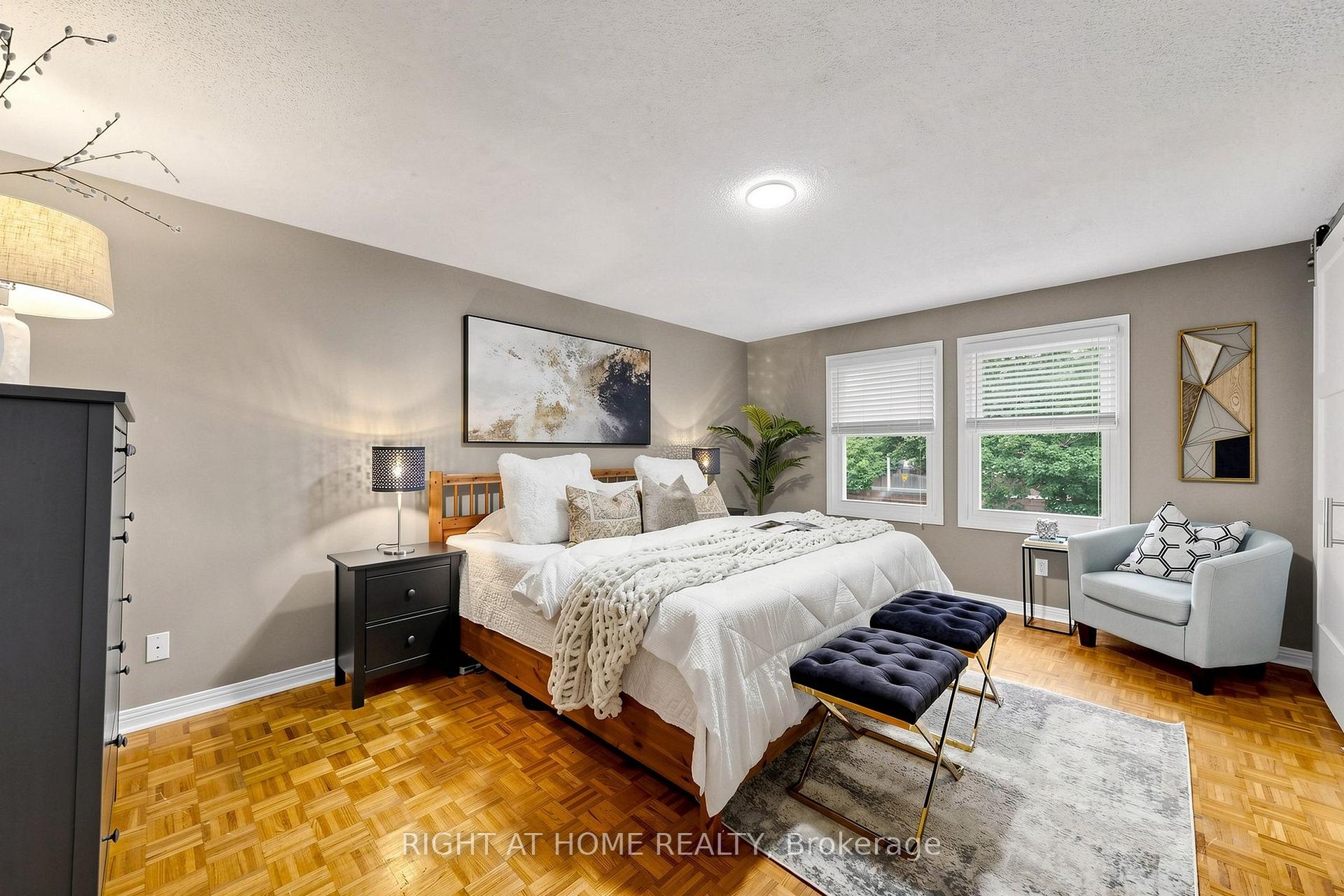 Photo 19 of 16 Rosemead Close, Markham, Unionville — HOMEH