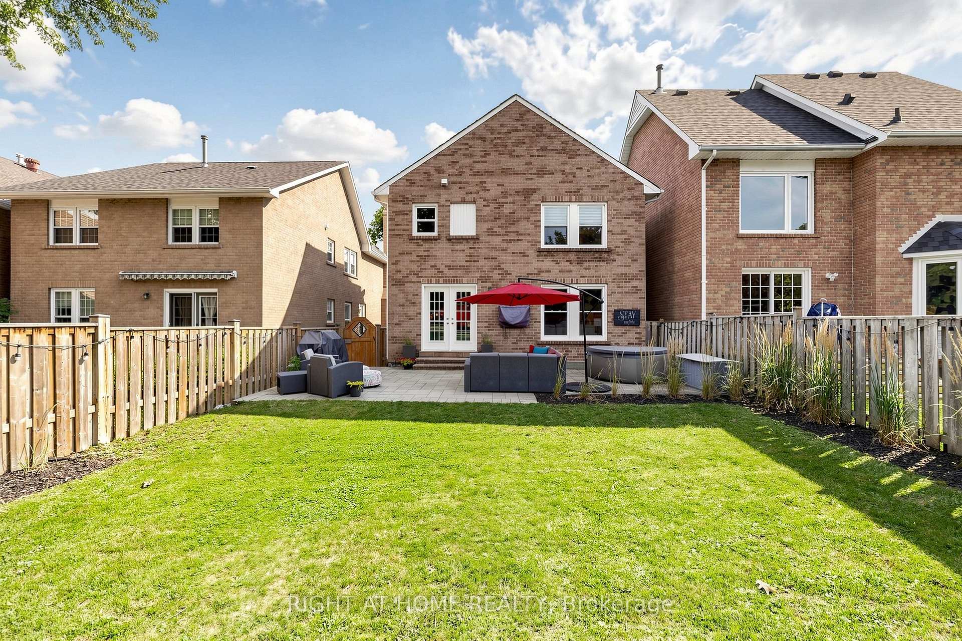 Photo 36 of 16 Rosemead Close, Markham, Unionville — HOMEH