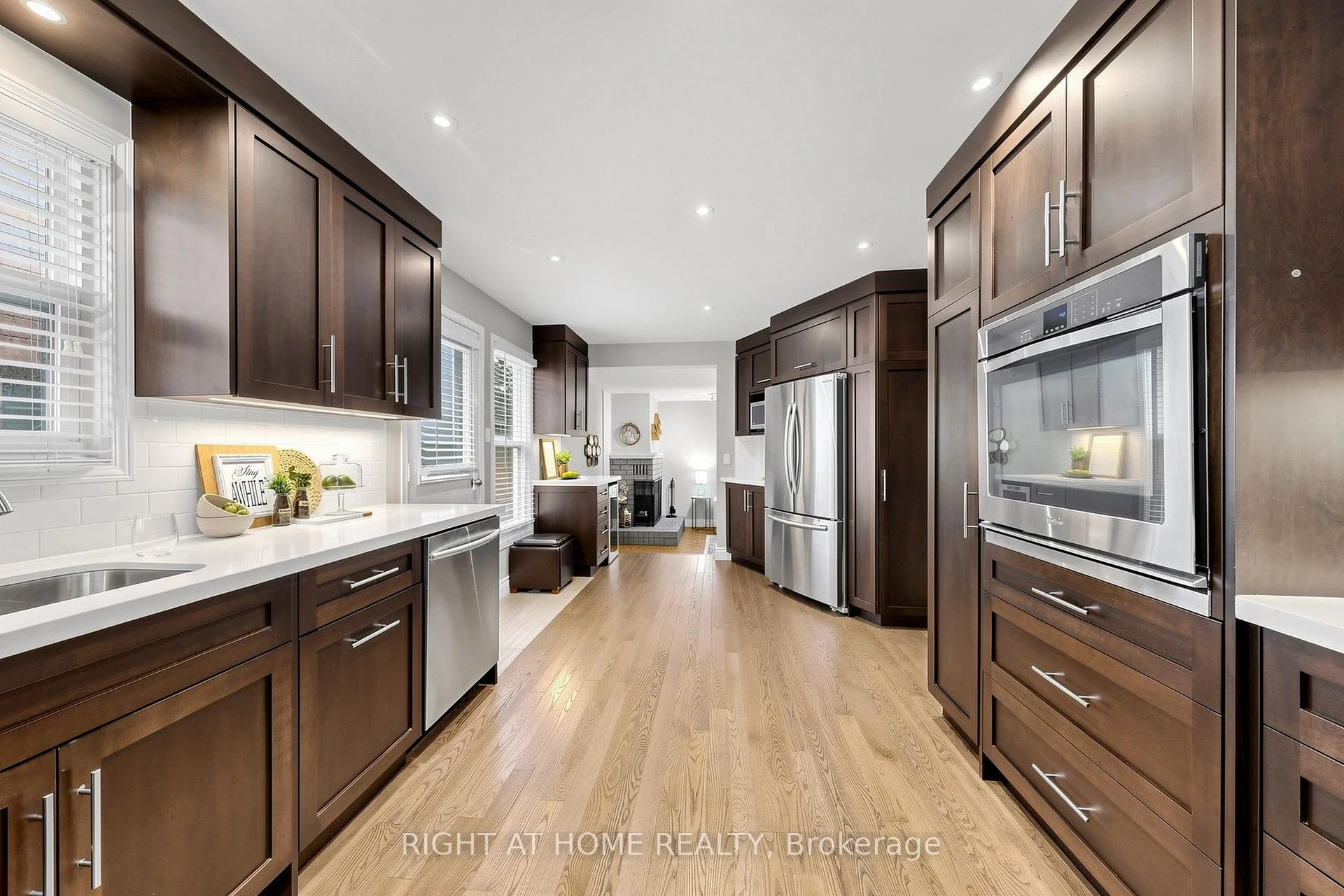 Photo 25 of 16 Rosemead Close, Markham, Unionville — HOMEH