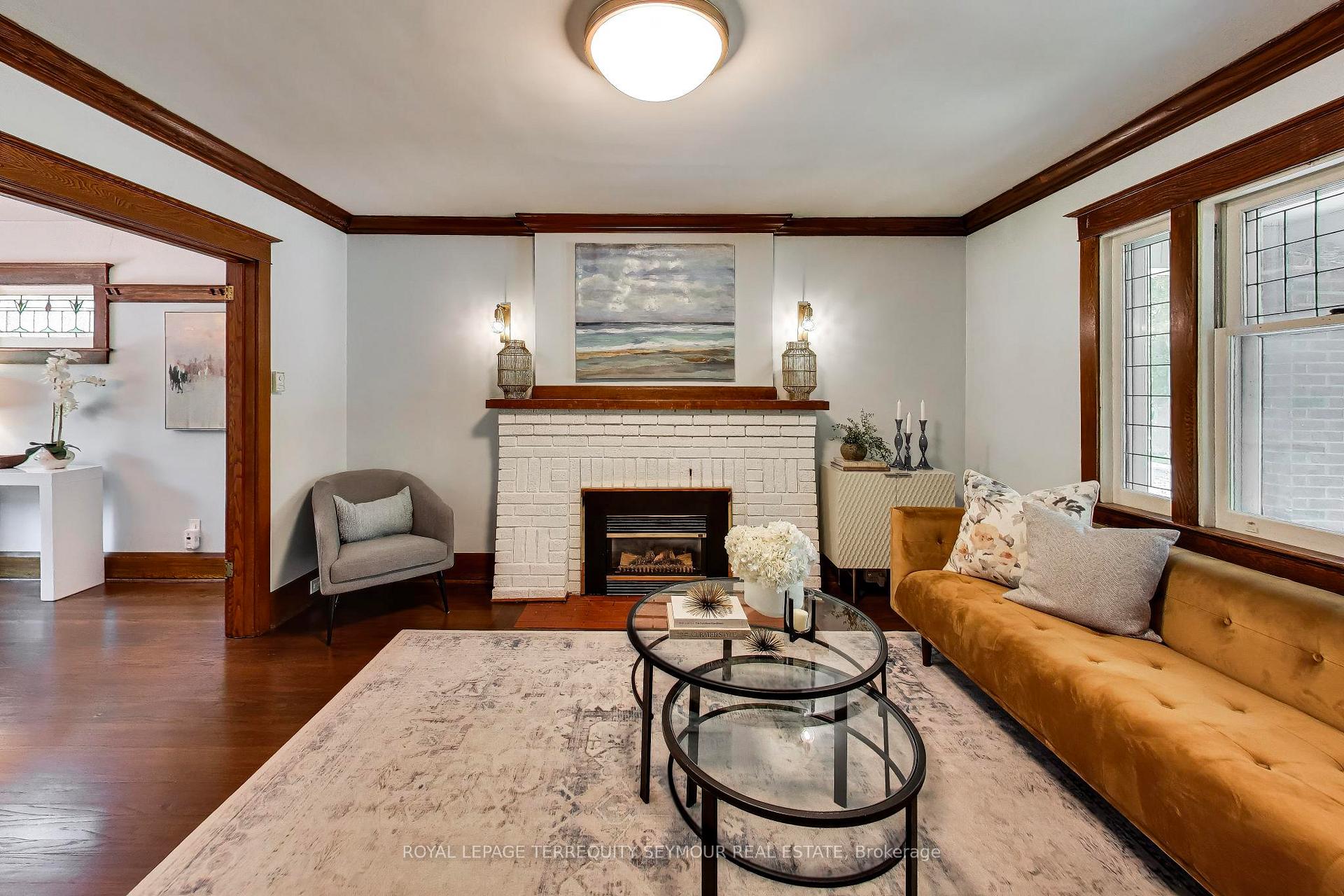 Photo 9 of 262 Belsize Drive, Toronto, Mount Pleasant East — HOMEH
