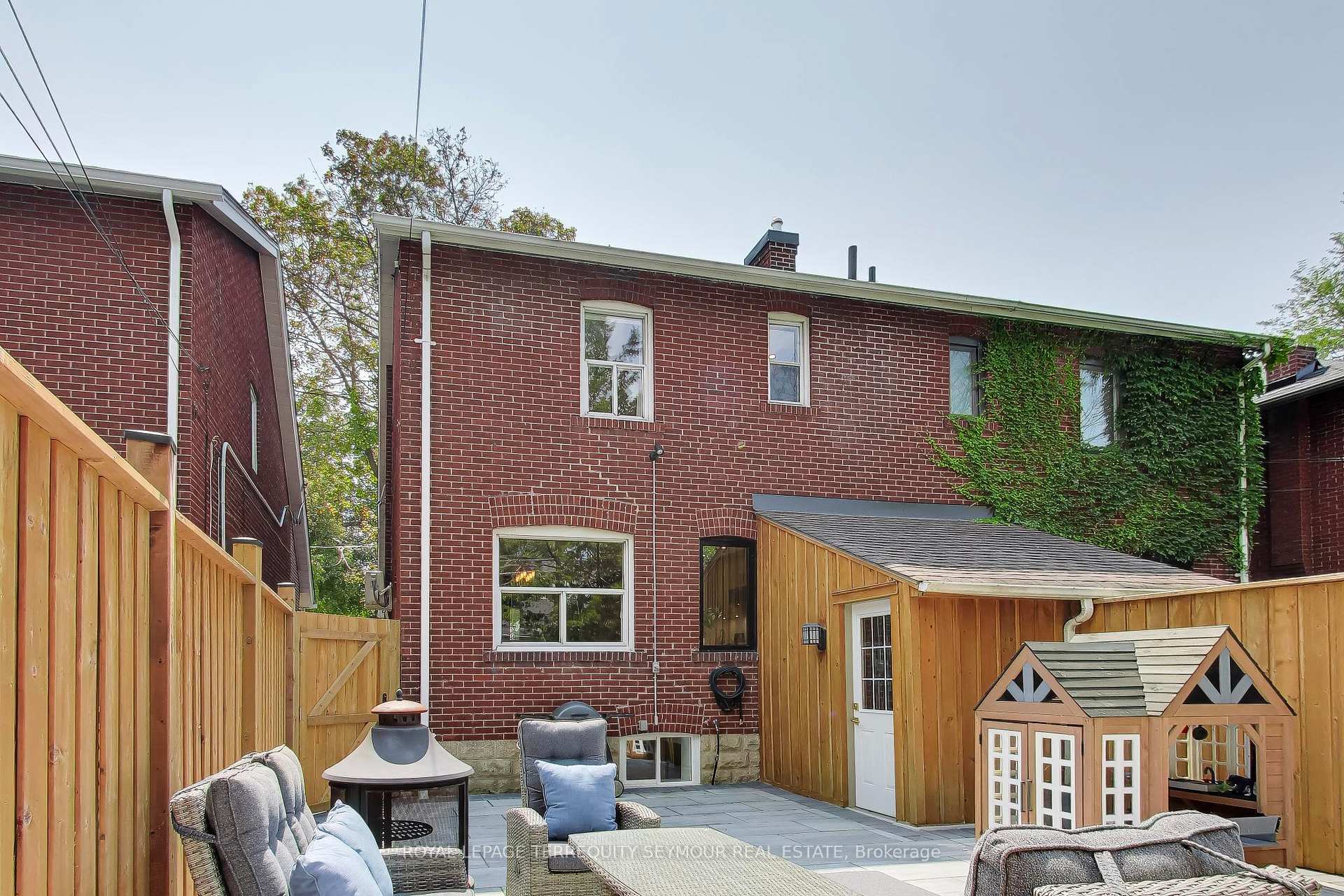 Photo 48 of 262 Belsize Drive, Toronto, Mount Pleasant East — HOMEH