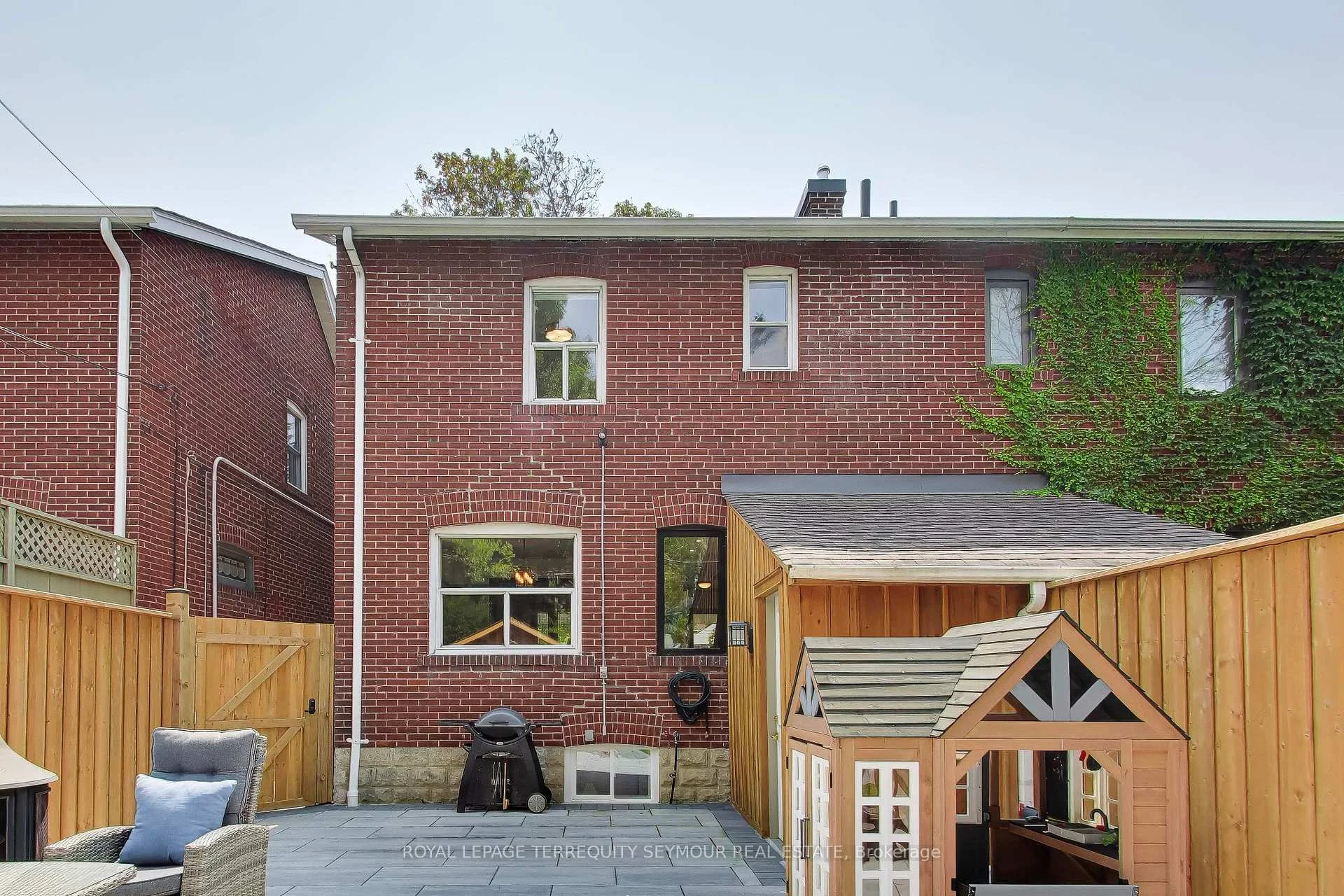 Photo 45 of 262 Belsize Drive, Toronto, Mount Pleasant East — HOMEH