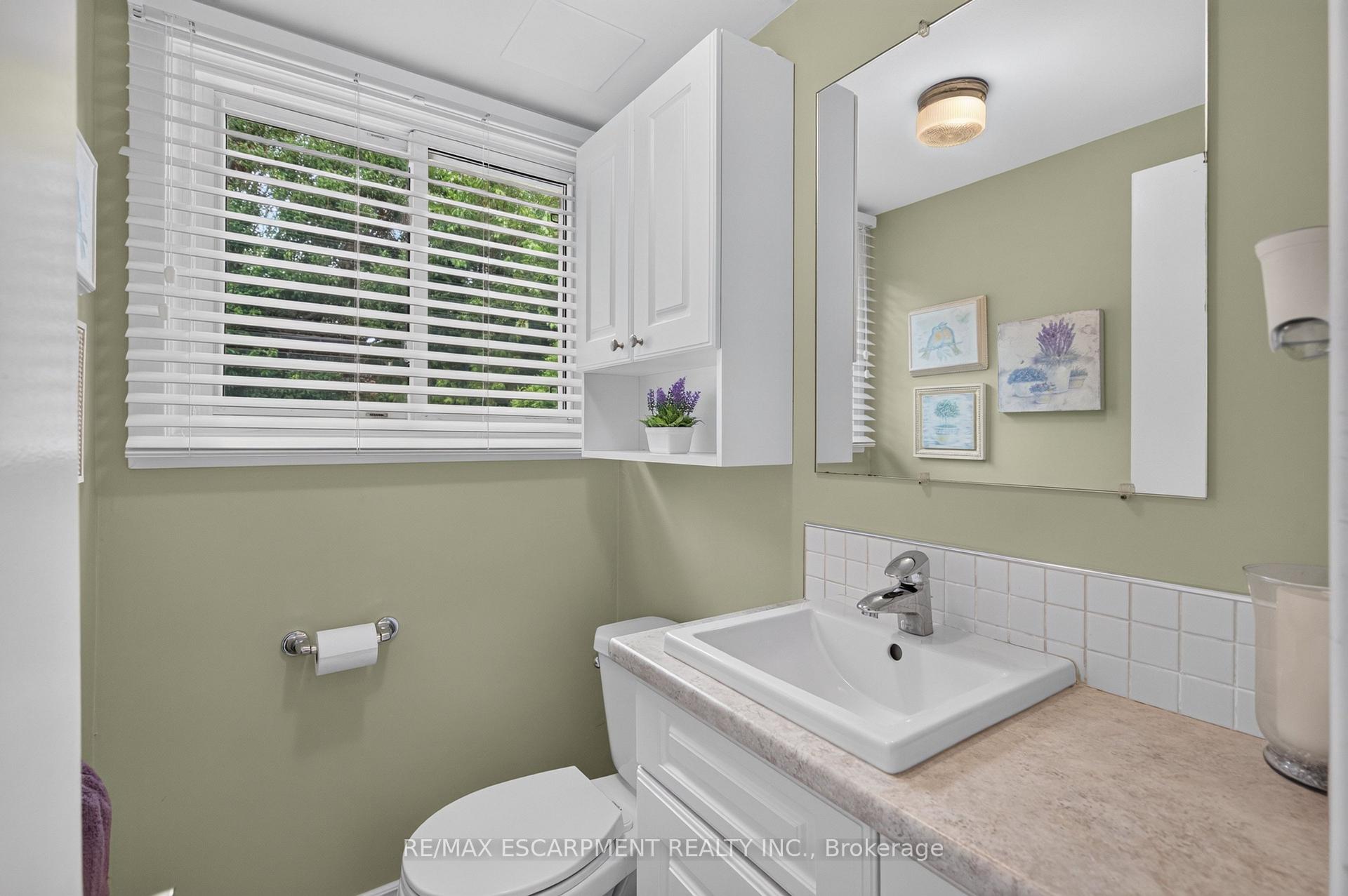 Photo 14 of 1229 Nottingham Avenue, Burlington, Mountainside — HOMEH