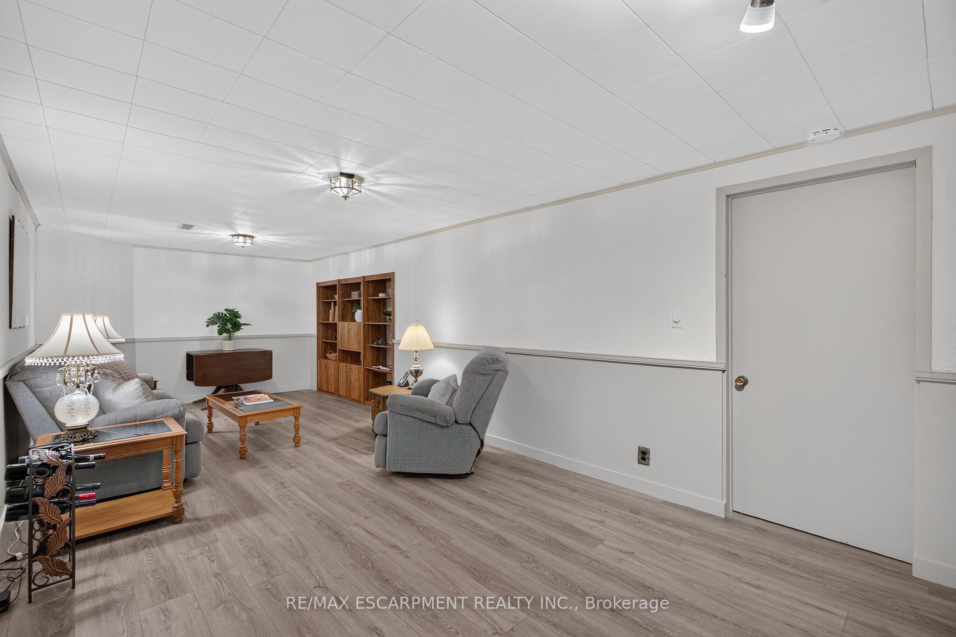 Photo 21 of 1229 Nottingham Avenue, Burlington, Mountainside — HOMEH