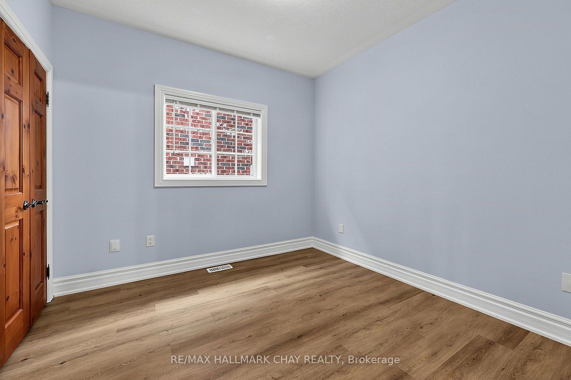 Photo 11 of Unit #MAIN, 2040 Celeste Street, Innisfil, Alcona — HOMEH