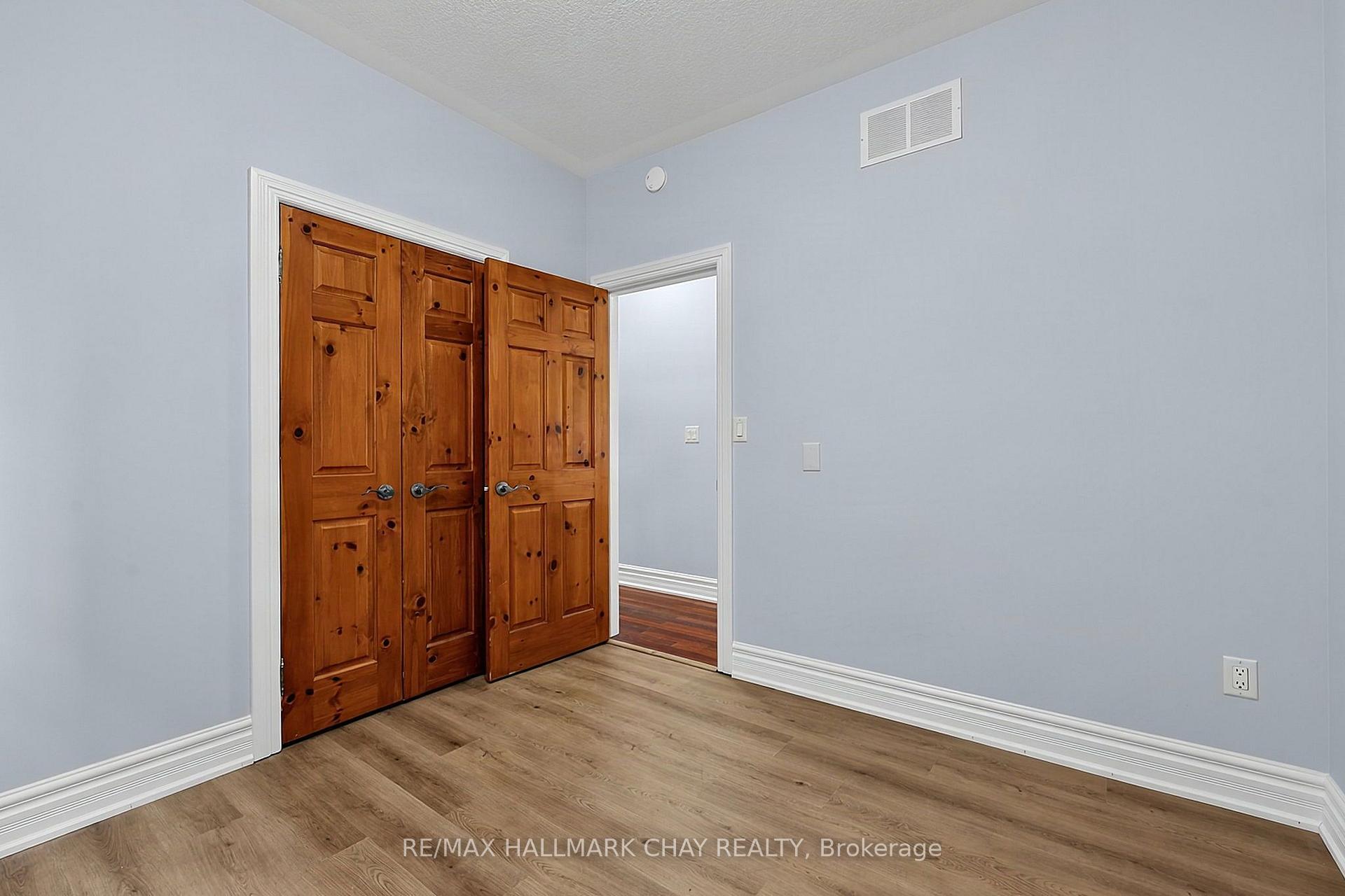 Photo 14 of Unit #MAIN, 2040 Celeste Street, Innisfil, Alcona — HOMEH
