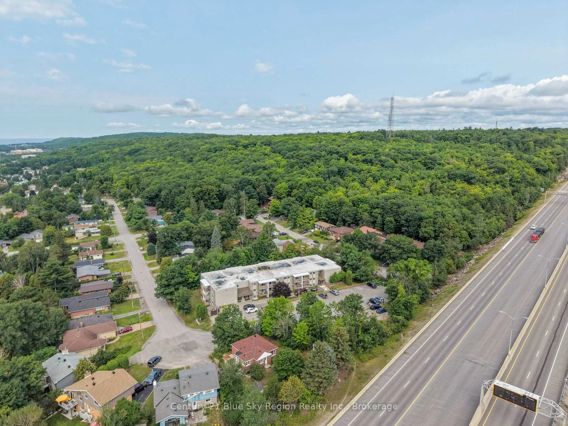 Photo 33 of Unit 306, 213 Leonard Street, North Bay, College Heights — HOMEH