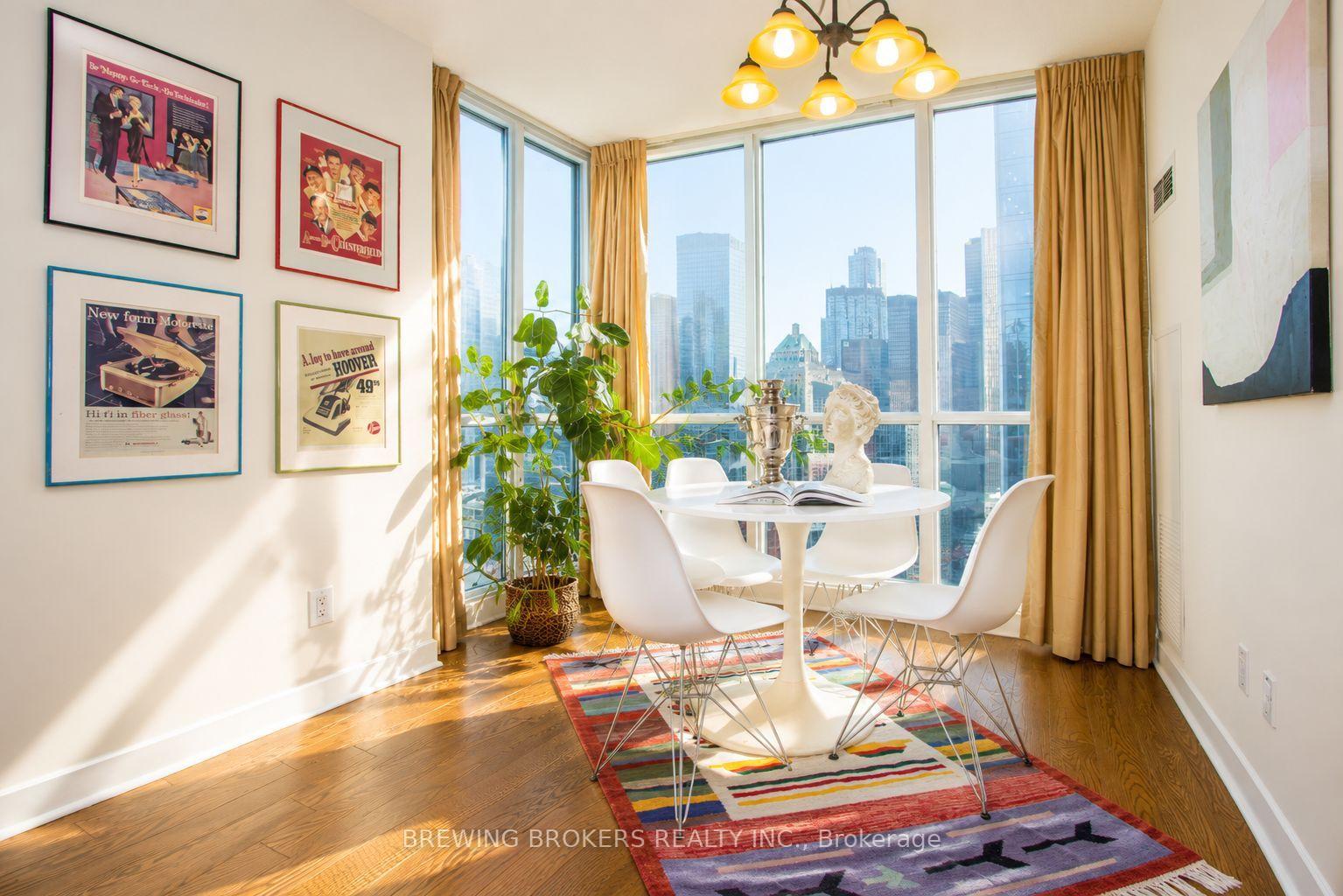 Photo 6 of Unit 1702, 18 Harbour Street, Toronto, Waterfront Communities — HOMEH