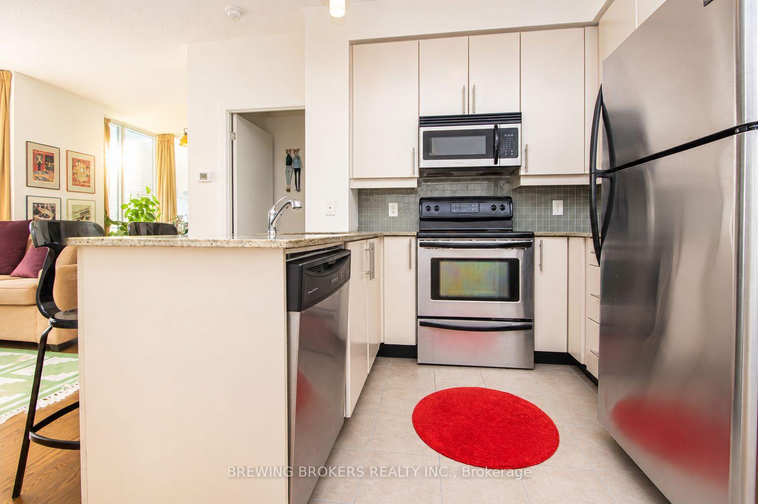 Photo 9 of Unit 1702, 18 Harbour Street, Toronto, Waterfront Communities — HOMEH