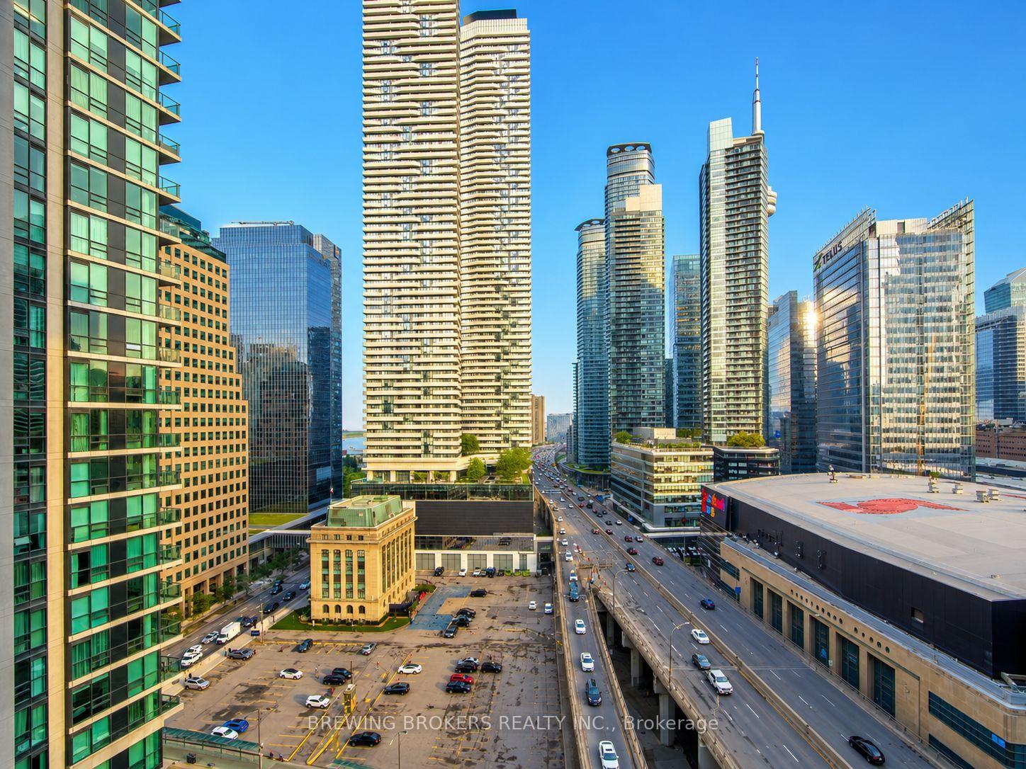 Photo 12 of Unit 1702, 18 Harbour Street, Toronto, Waterfront Communities — HOMEH