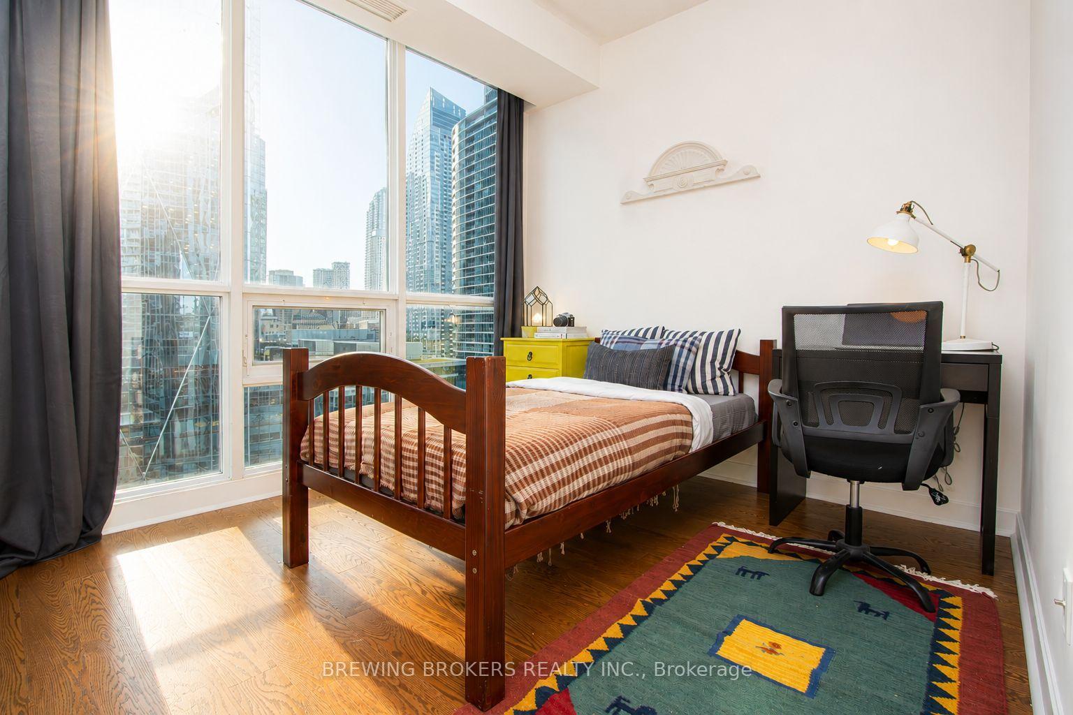 Photo 34 of Unit 1702, 18 Harbour Street, Toronto, Waterfront Communities — HOMEH