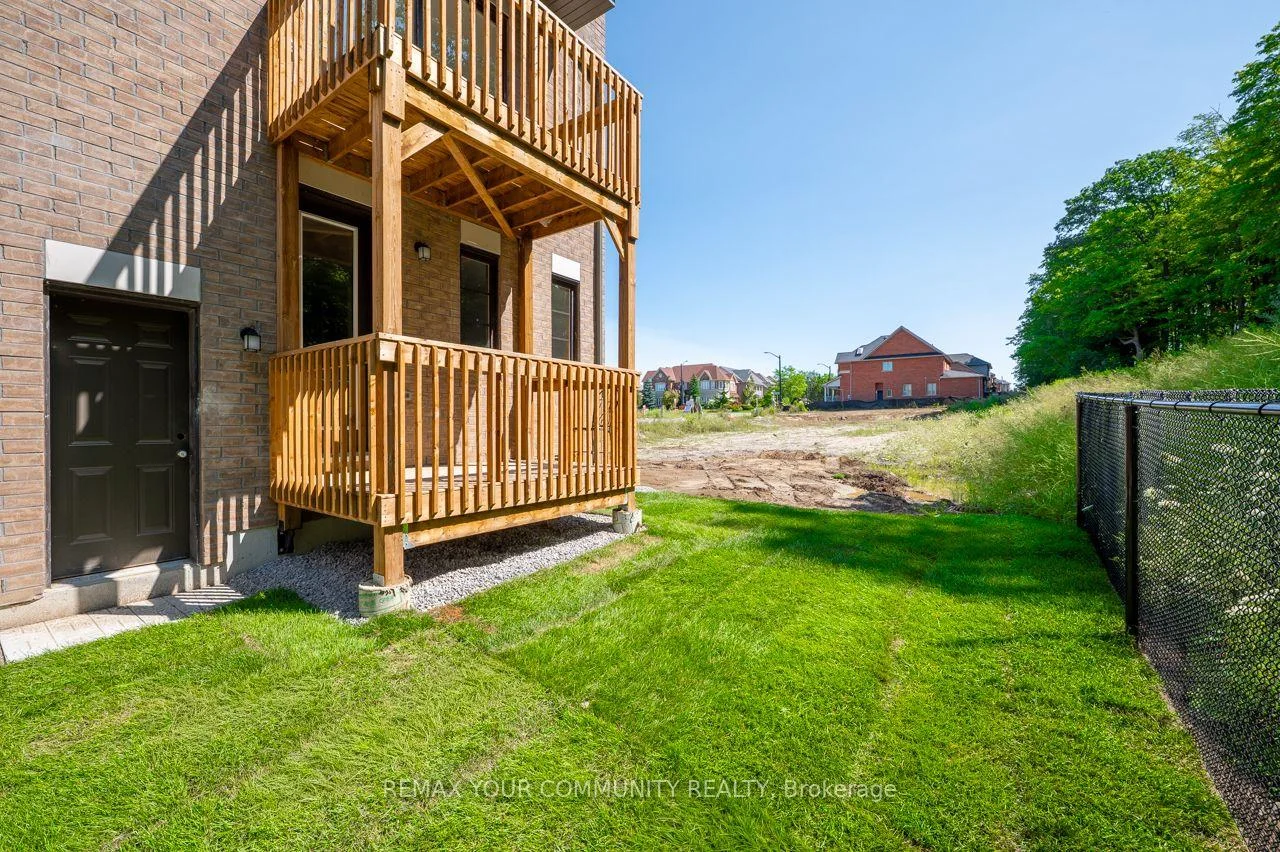 Photo 9 of 61 Donnacona Drive, Vaughan, Vellore Village — HOMEH