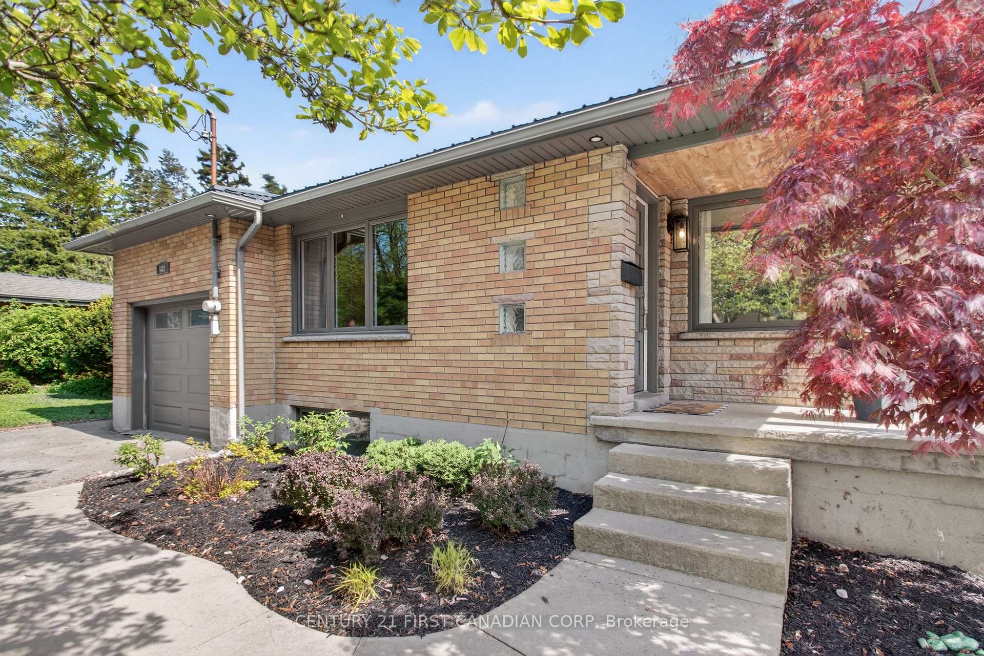 Photo 2 of 681 Brant Street, London, East C — HOMEH