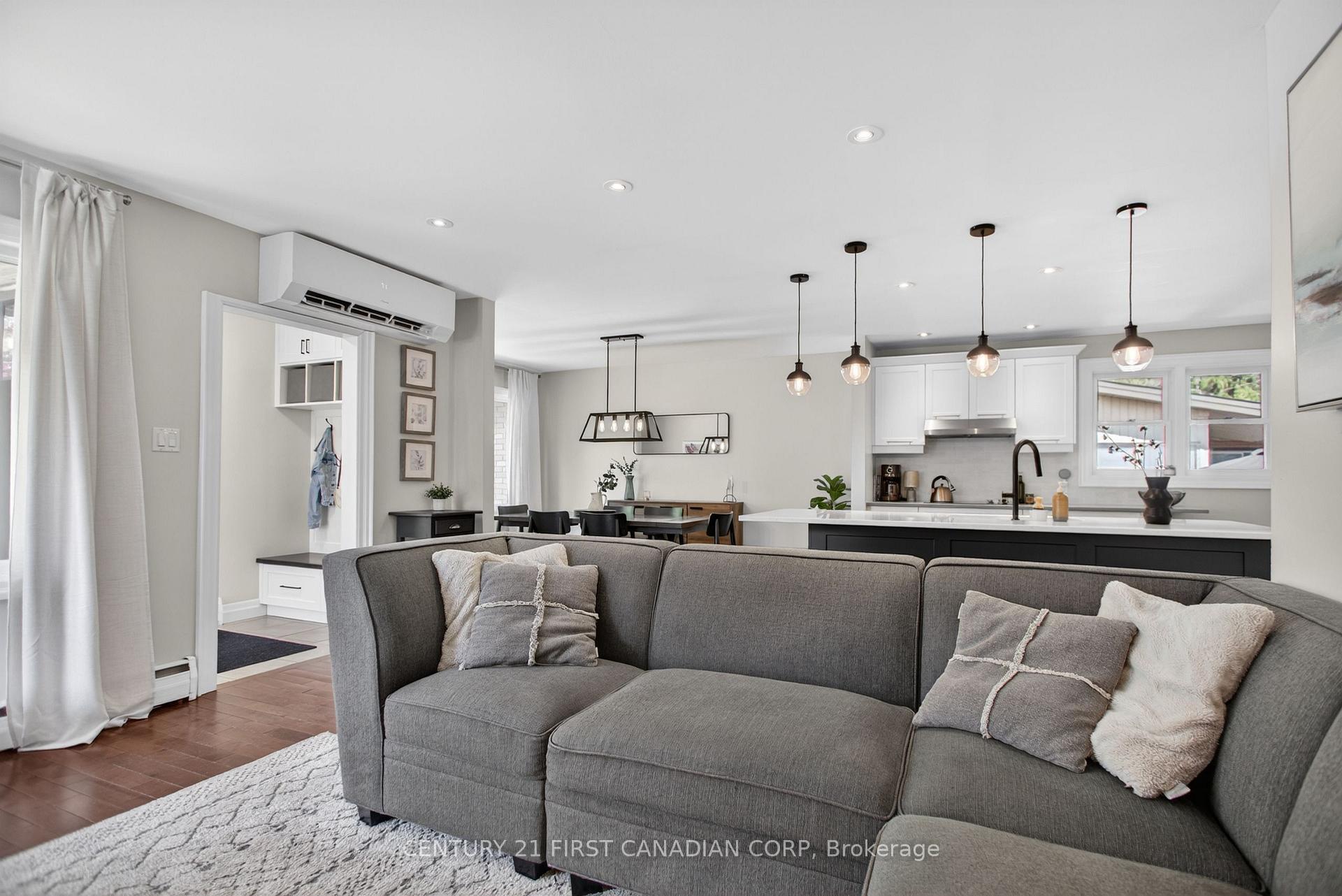 Photo 7 of 681 Brant Street, London, East C — HOMEH