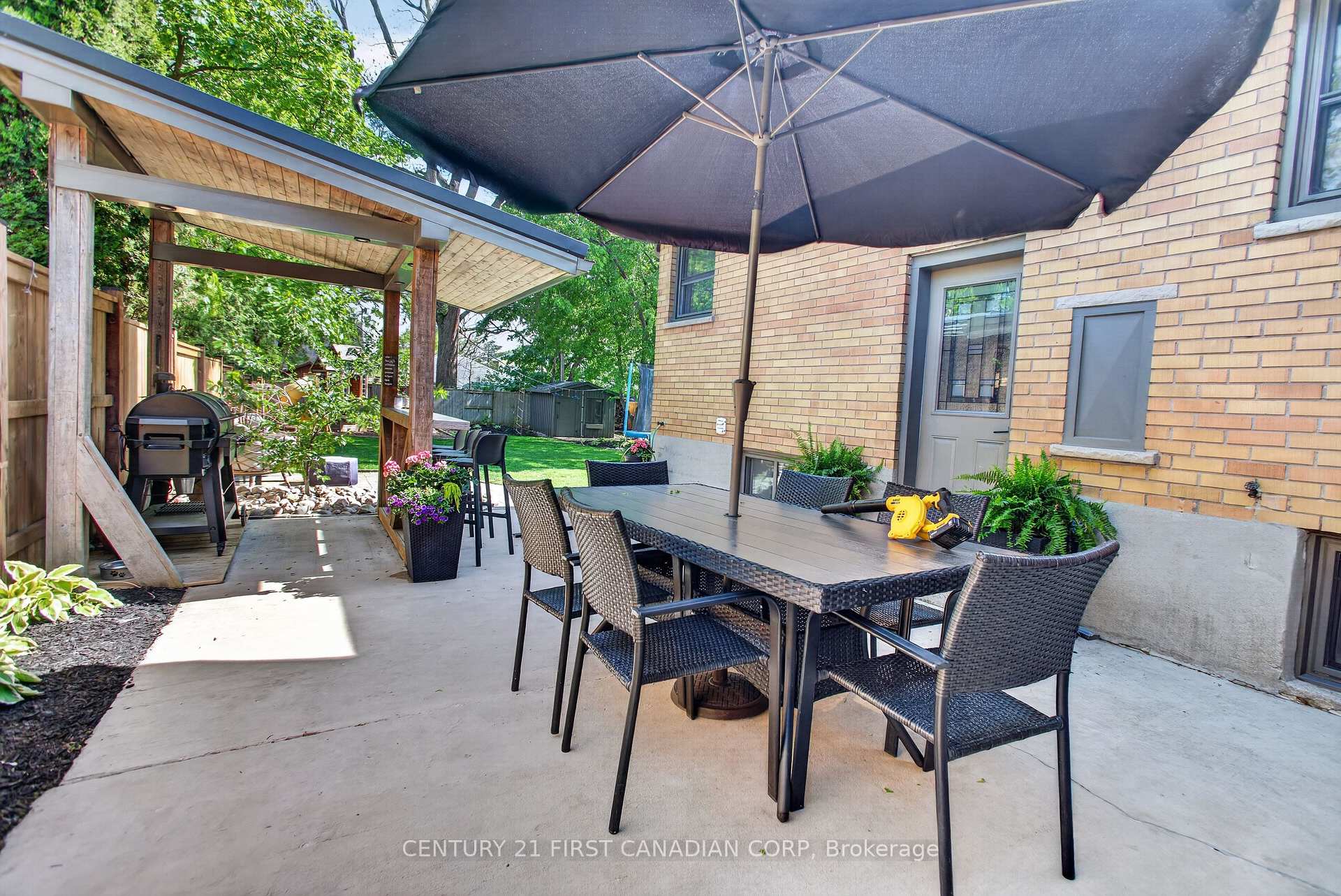 Photo 28 of 681 Brant Street, London, East C — HOMEH