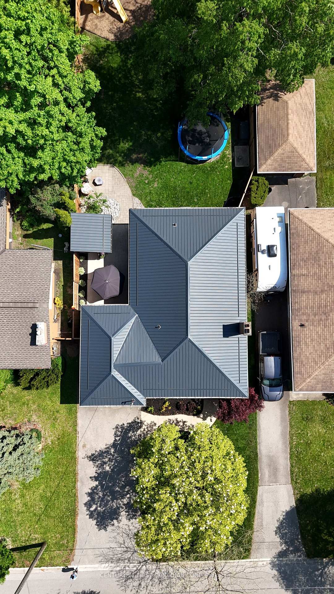 Photo 37 of 681 Brant Street, London, East C — HOMEH
