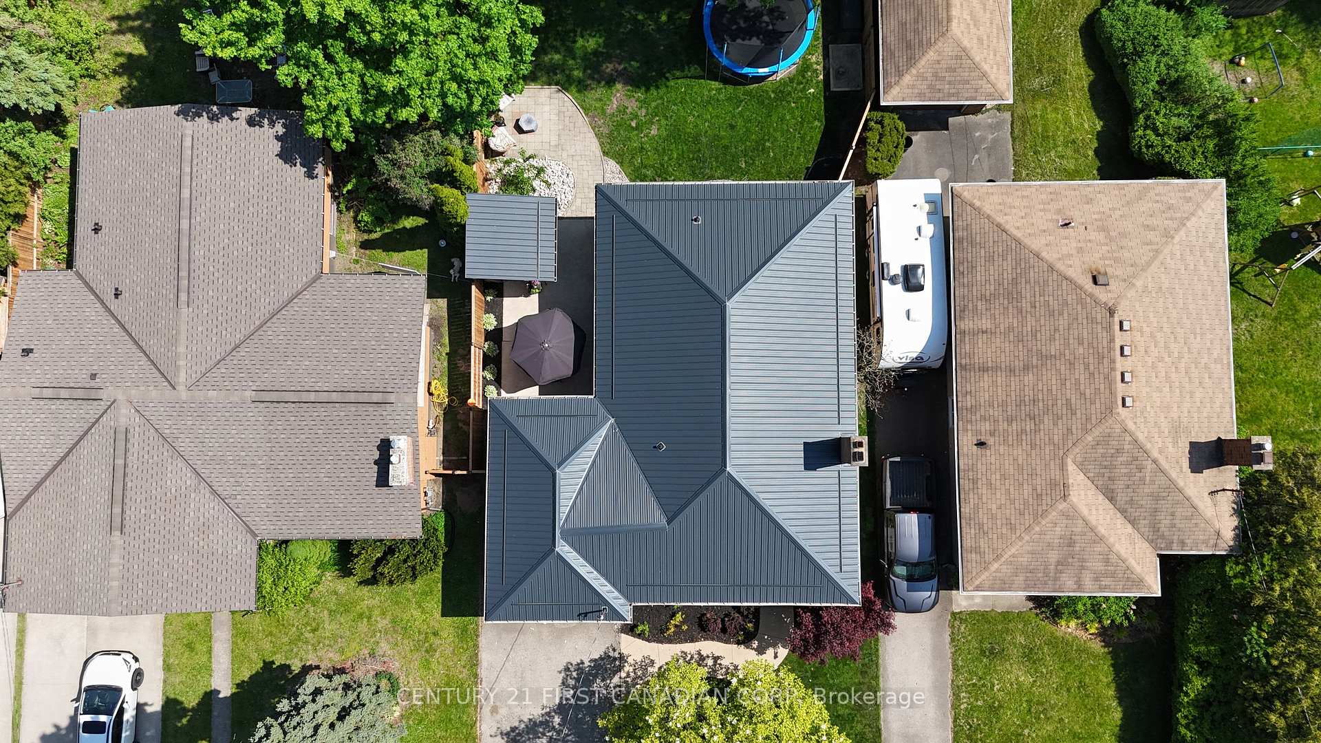 Photo 38 of 681 Brant Street, London, East C — HOMEH