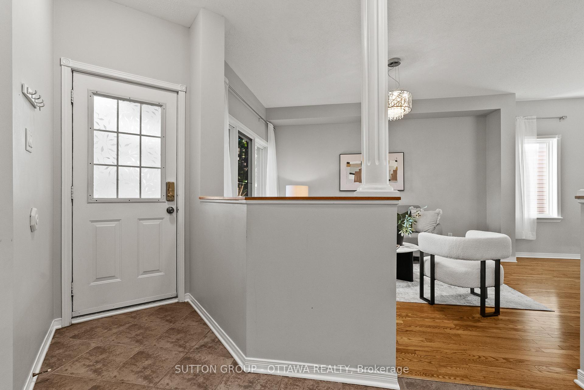 Photo 4 of 4105 Wolfe Point Way, Ottawa, Riverside South/Gloucester Glen — HOMEH