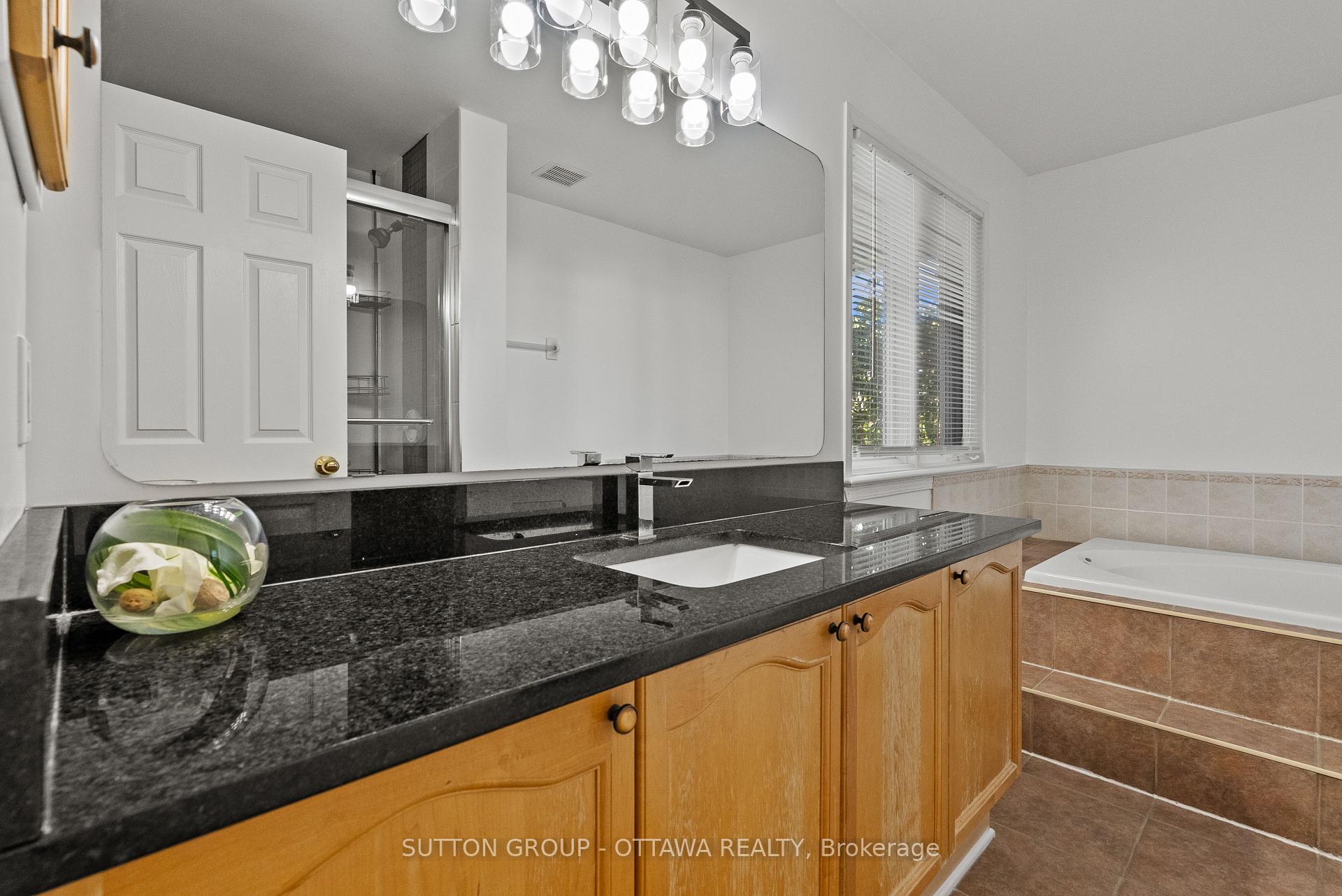 Photo 23 of 4105 Wolfe Point Way, Ottawa, Riverside South/Gloucester Glen — HOMEH