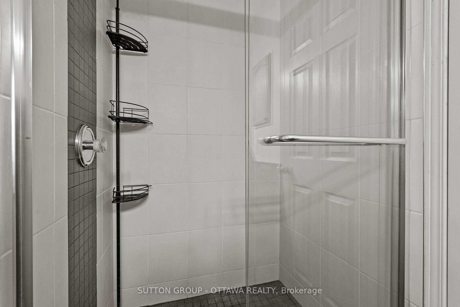 Photo 24 of 4105 Wolfe Point Way, Ottawa, Riverside South/Gloucester Glen — HOMEH