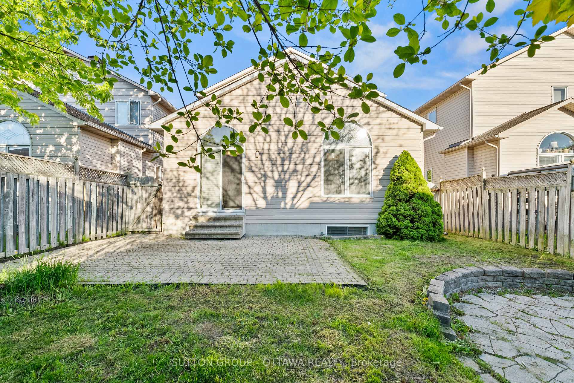 Photo 33 of 4105 Wolfe Point Way, Ottawa, Riverside South/Gloucester Glen — HOMEH