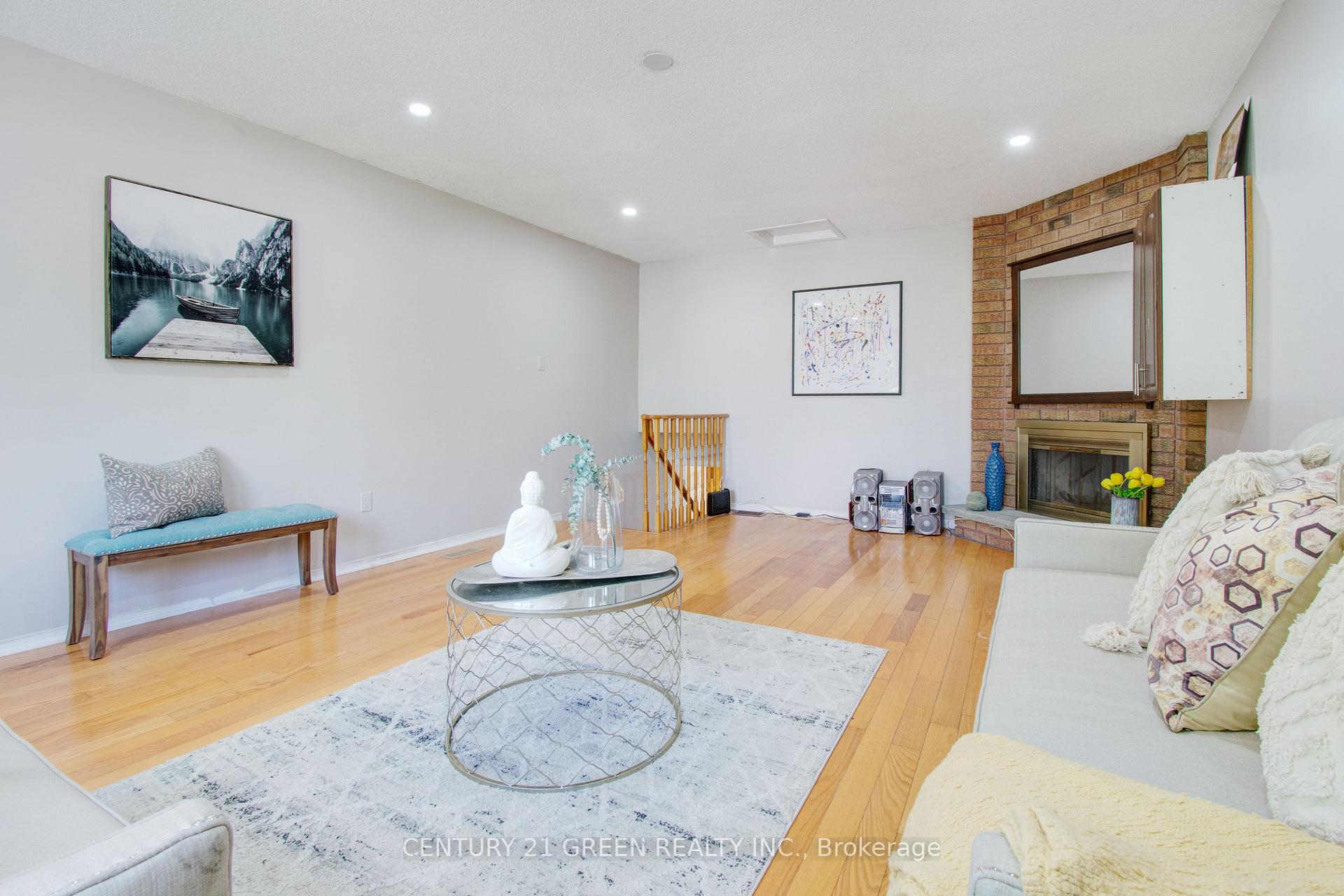 Photo 22 of 1 Candy Crescent, Brampton, Northwood Park — HOMEH